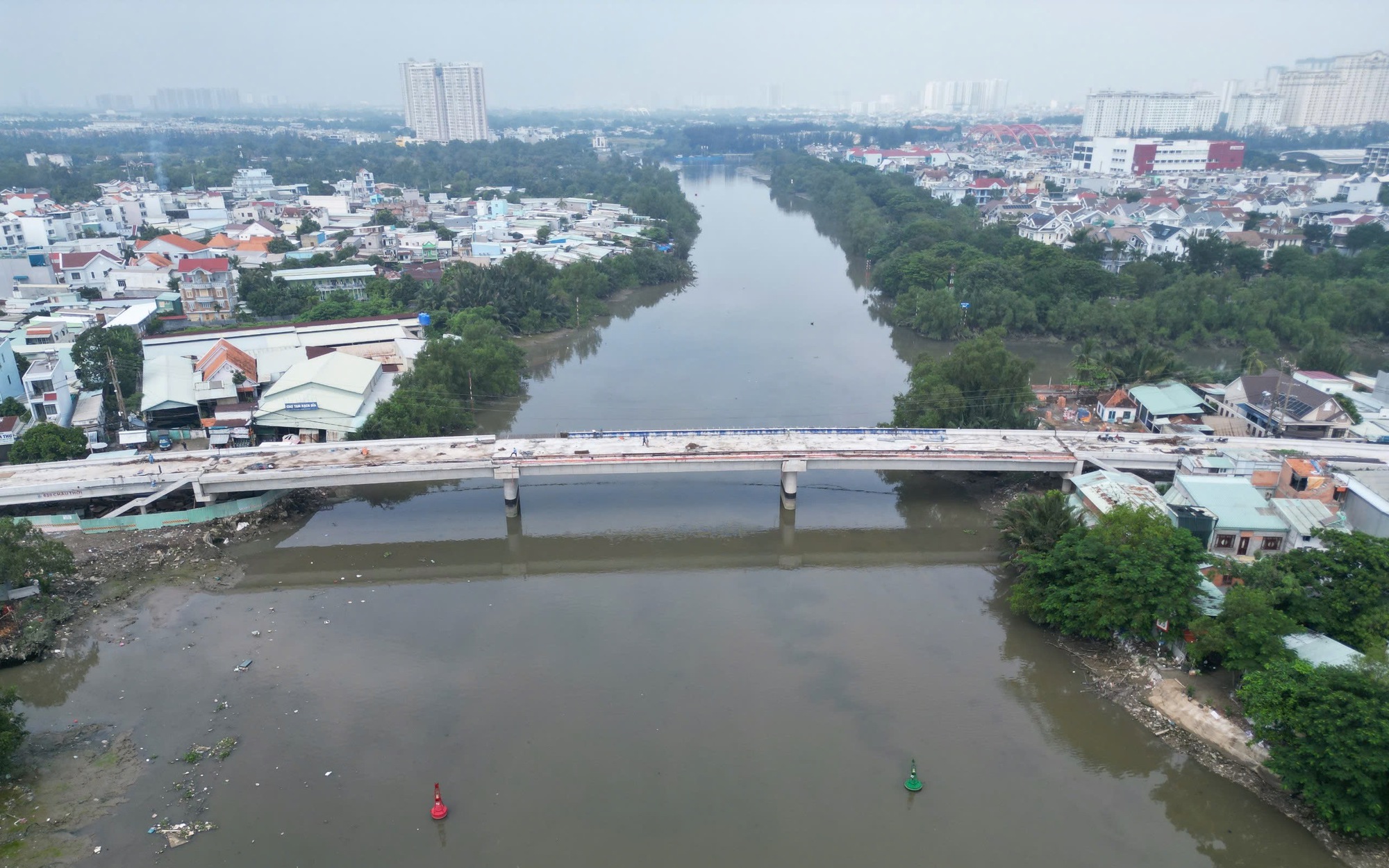 TP.HCM đình chỉ hoạt động chung cư không đủ tiêu chuẩn phòng cháy chữa cháy - Ảnh 2.