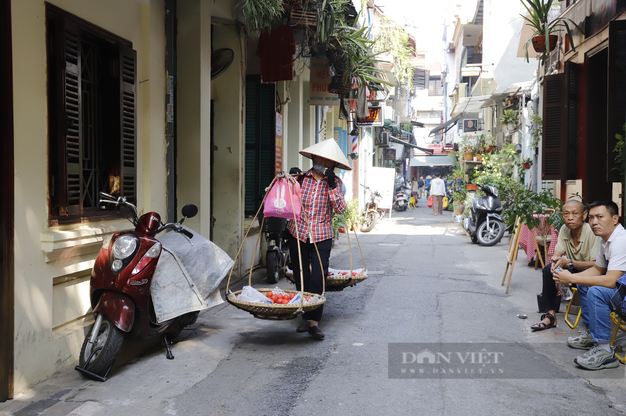 Khám phá những con phố "độc nhất vô nhị" chỉ có ở Hà Nội - Ảnh 21.