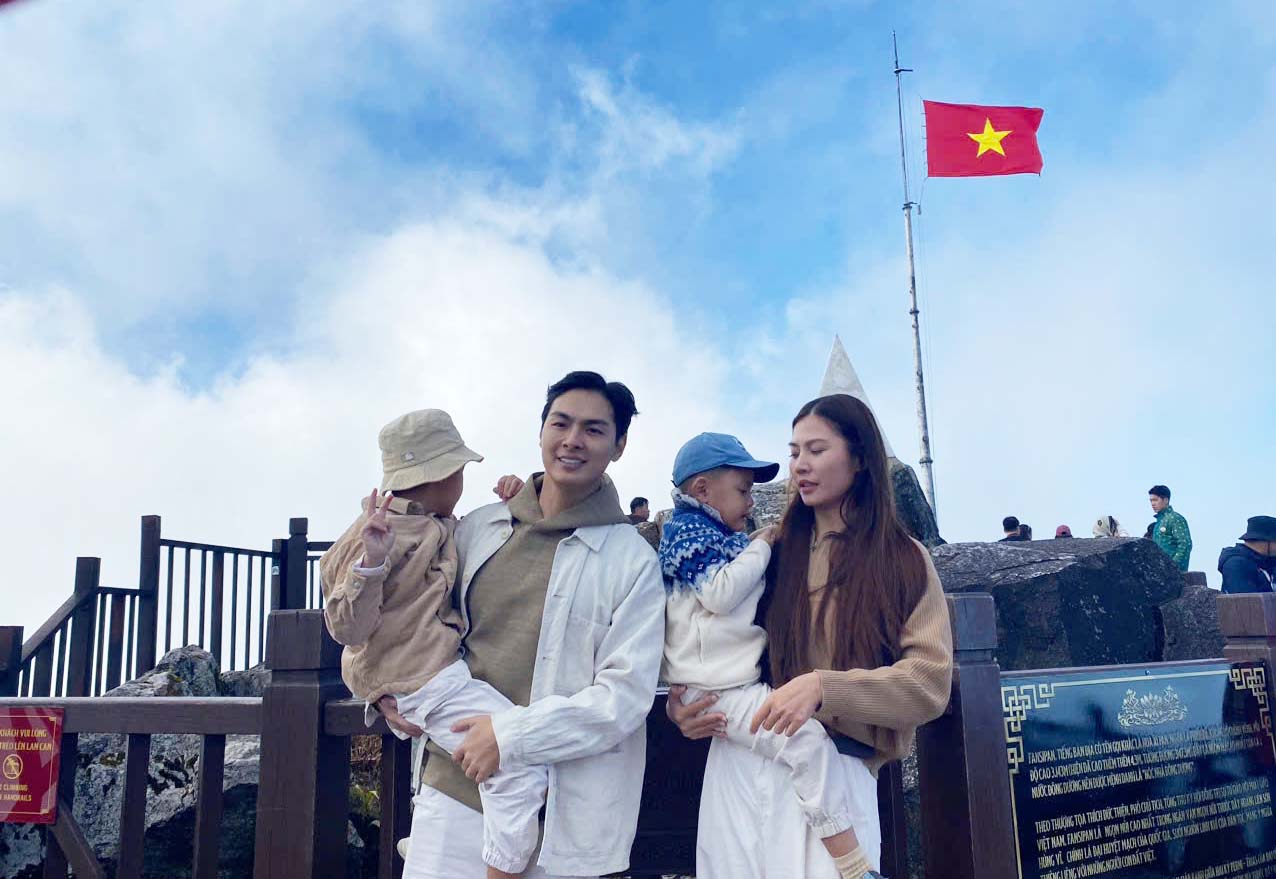 Người mẫu Chúng Huyền Thanh nói gì khi đưa chồng và con tham gia famtrip Sa Pa? - Ảnh 1.