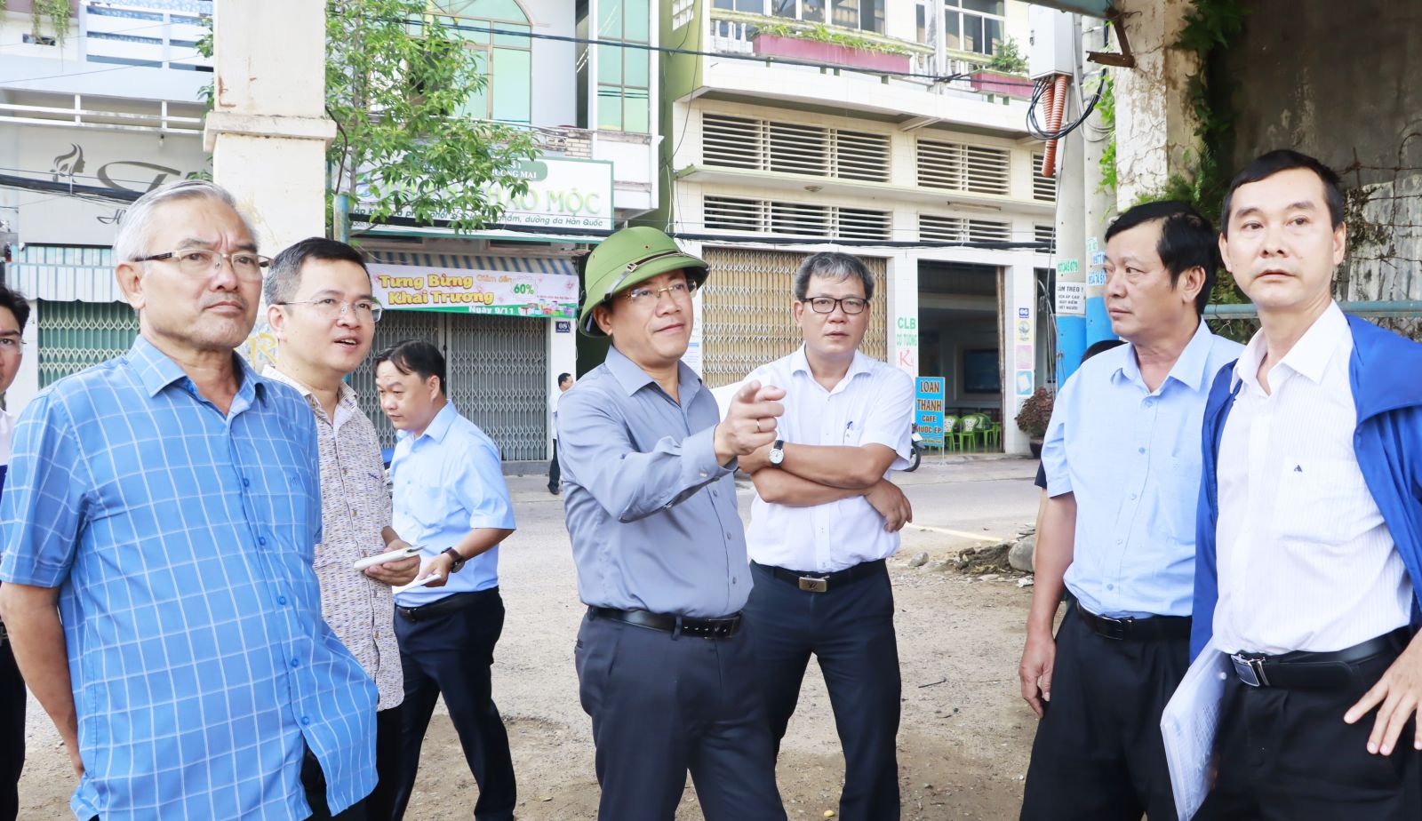 Kiểm tra 9 nhà, đất công đang dôi dư, Chủ tịch Bình Định chỉ đạo tránh tình trạng lãng phí- Ảnh 1.