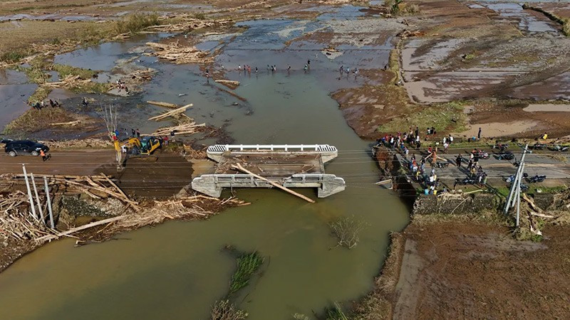 Sau khi bị bão Usagi tàn phá, Philippines chuẩn bị đón cuồng phong mới - Ảnh 3.