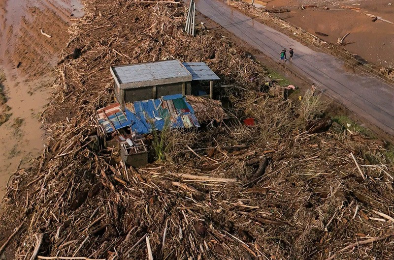 Sau khi bị bão Usagi tàn phá, Philippines chuẩn bị đón cuồng phong mới - Ảnh 5.