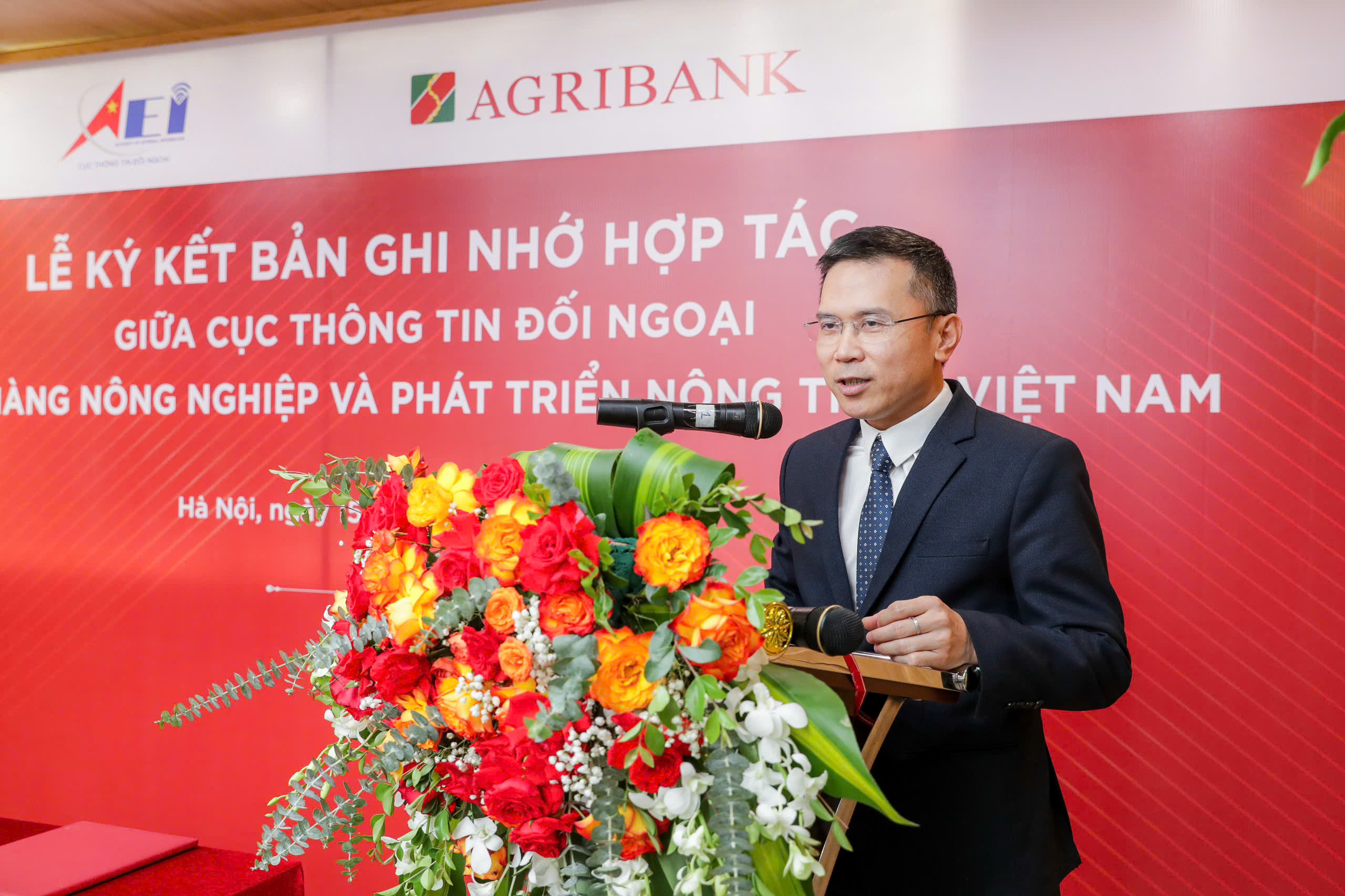 Agribank và Cục Thông tin đối ngoại ký kết ghi nhớ hợp tác - Ảnh 3.