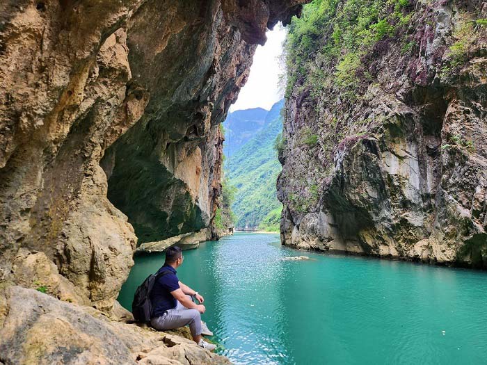 Đi du lịch Hà Giang mùa nào đẹp nhất?: Hẻm Khẩu Vai chiếm trọn trái tim du khách- Ảnh 7.