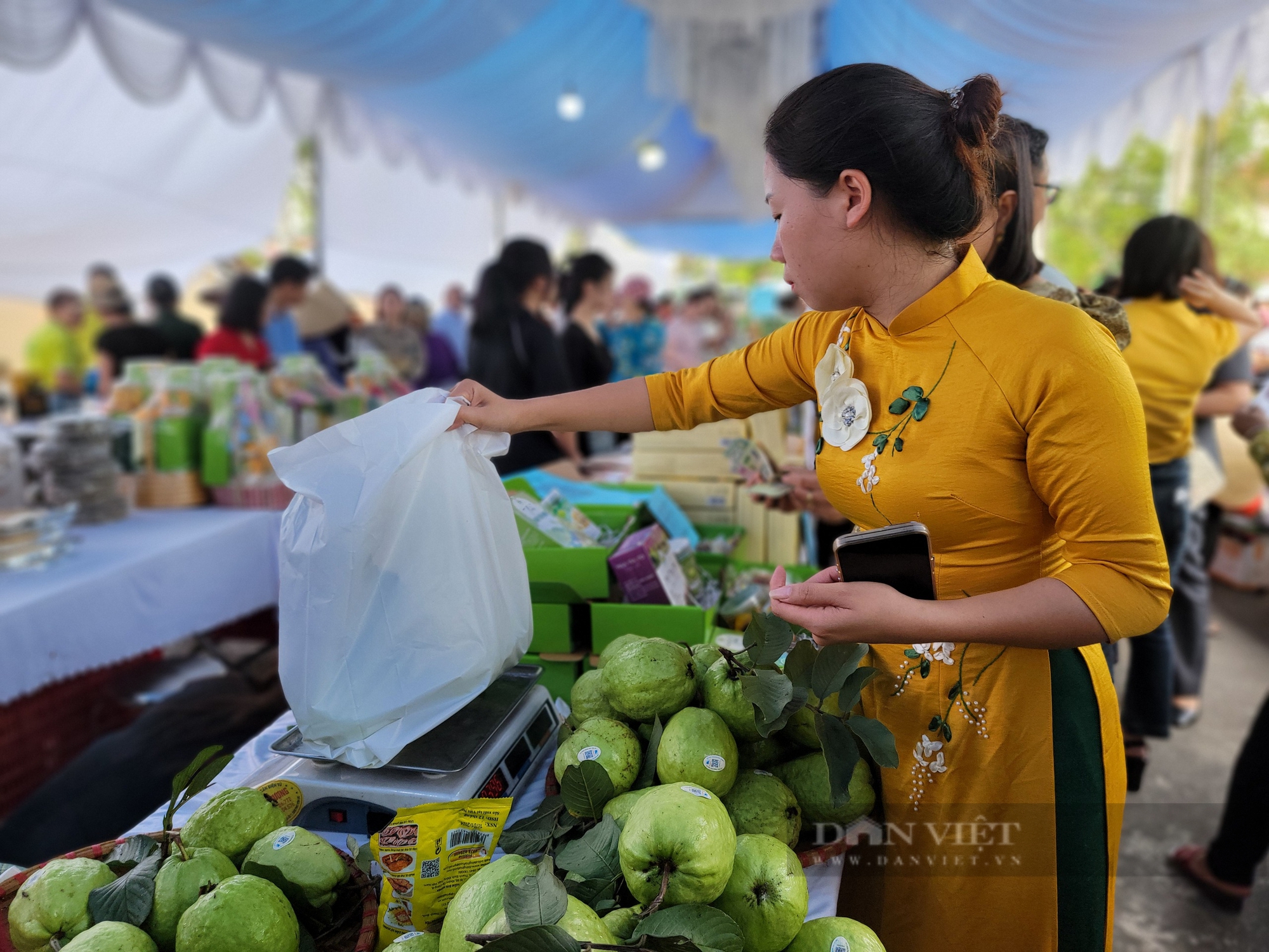 Nông dân Hải Dương mong kết nối tiêu thụ nông sản và các sản phẩm sau bão Yagi- Ảnh 9.