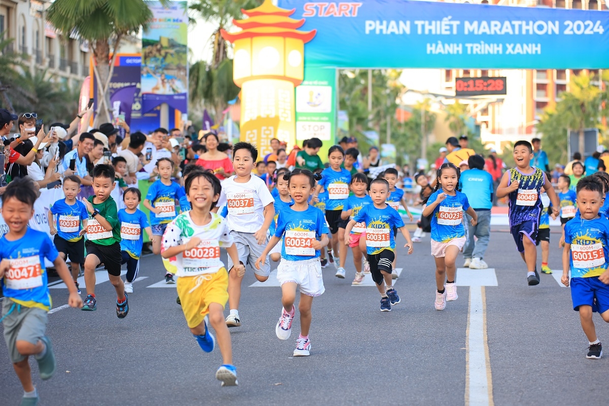 Hơn 3.000 vận động viên tham dự Giải Phan Thiết Marathon 2024 - Ảnh 3.