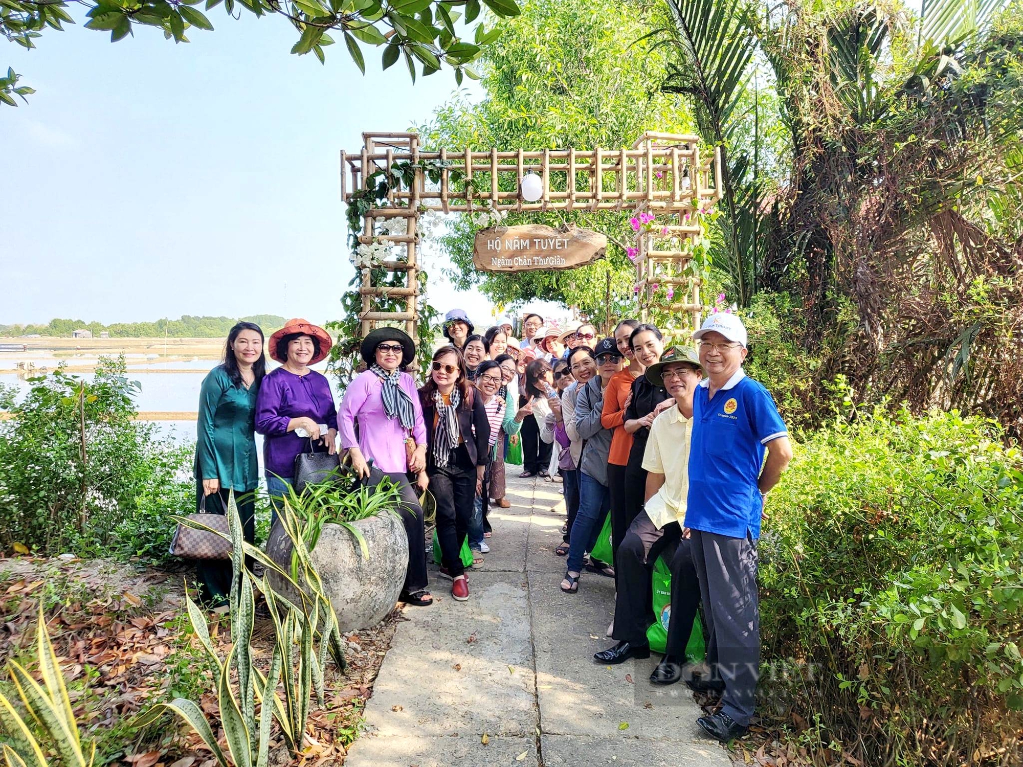 Xây dựng mô hình nông thôn mới kiểu mẫu trong thành phố biển Cần Giờ - Ảnh 2.