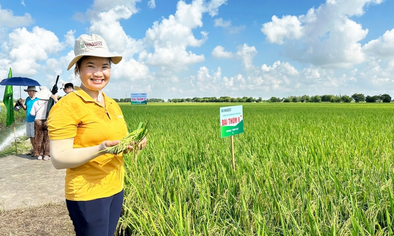 Diễn đàn Lắng nghe nông dân nói: Các Giám đốc HTX kiến nghị vấn đề nóng về đất đai, cấp chứng nhận tín chỉ carbon - Ảnh 1.