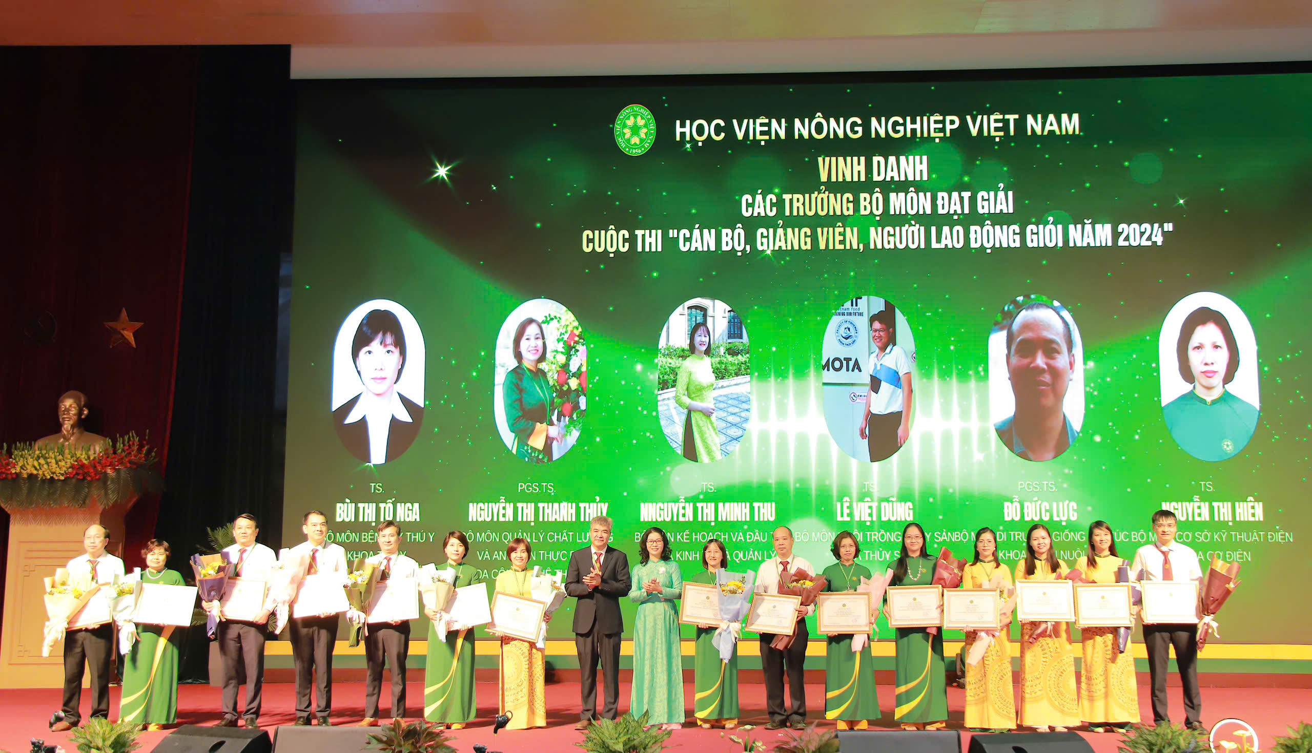 Giám đốc Học viện Nông nghiệp Việt Nam: Sự nghiệp "trồng người" chưa bao giờ là một con đường dễ dàng - Ảnh 3.