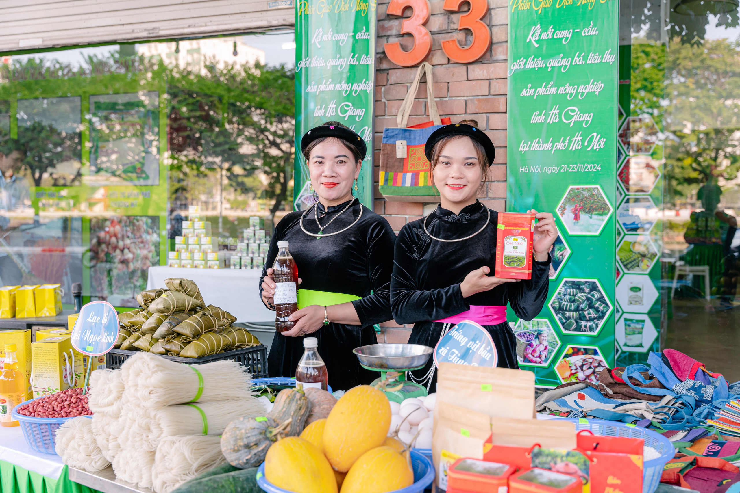 Hội Nông dân thành phố Hà Nội và tỉnh Hà Giang kết nối tiêu thụ sản phẩm OCOP, nông sản đặc sản - Ảnh 2.