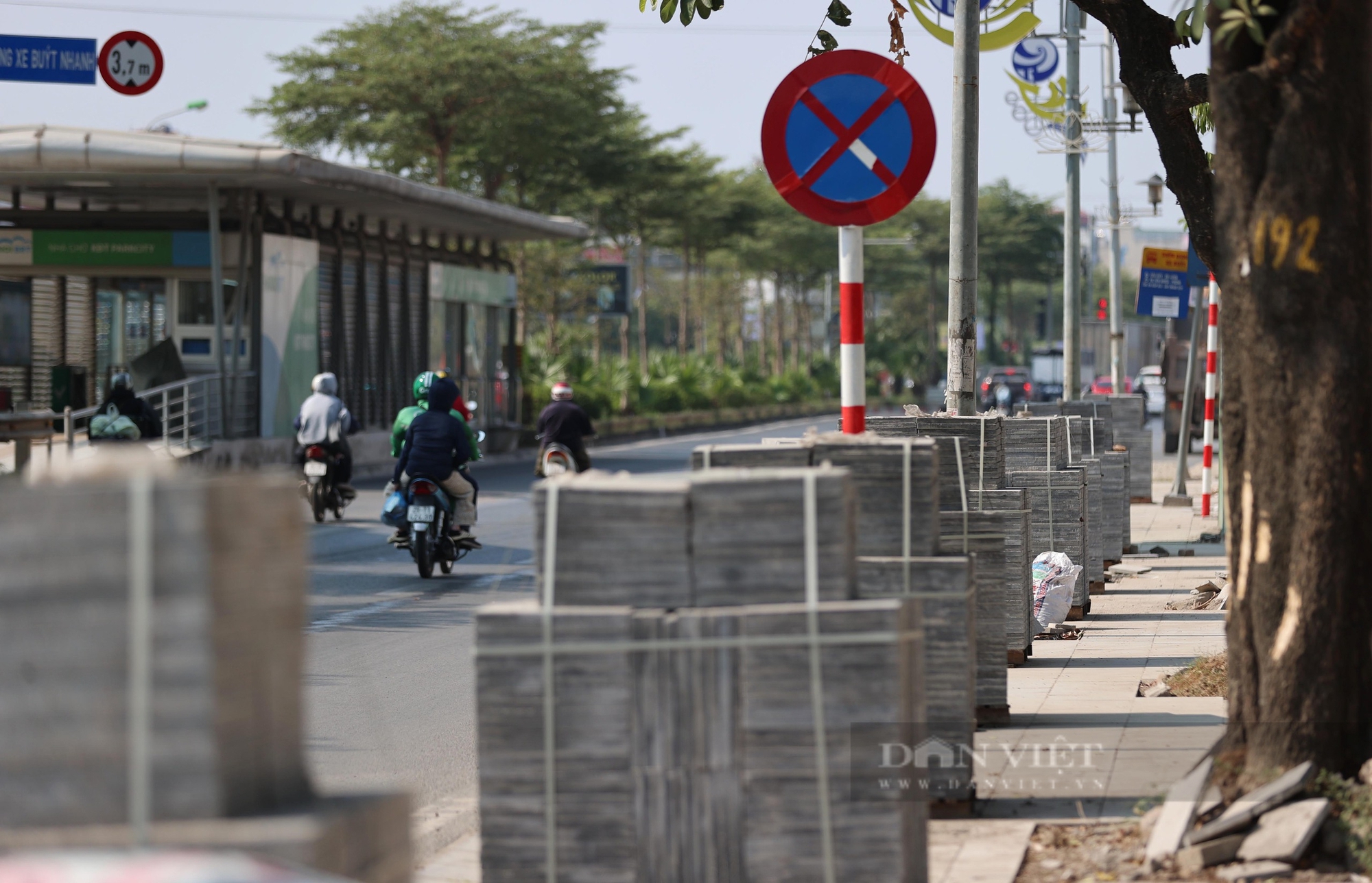 Hanoi once again dug sidewalks with a life of 70 years at the end of the year