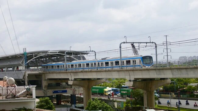 Người dân TP.HCM sẽ được đi lại bằng tuyến metro số 1 từ tháng 12- Ảnh 1.