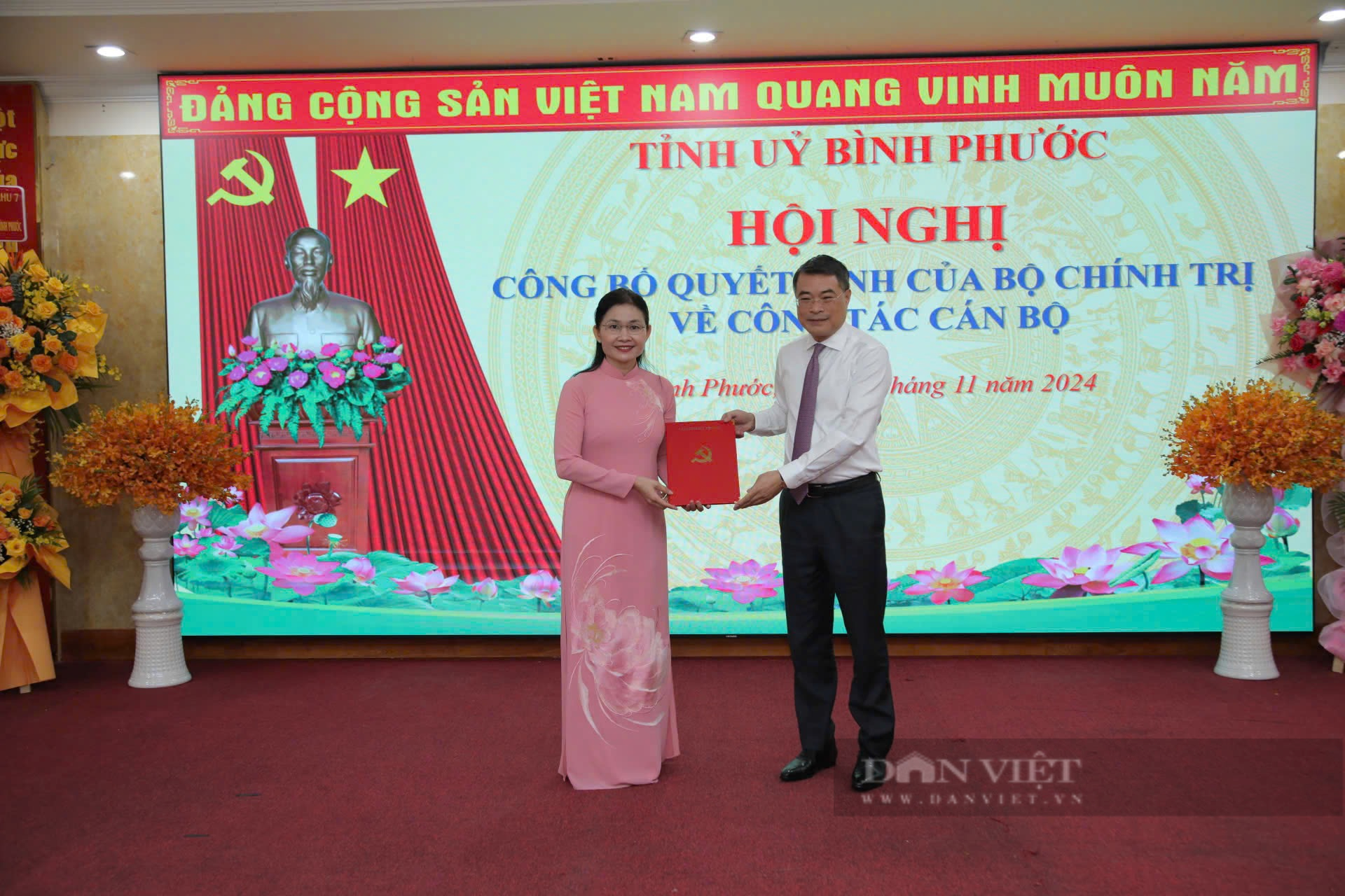 Phó Chủ tịch Hội Liên hiệp Phụ nữ Việt Nam Tôn Ngọc Hạnh giữ chức Bí thư Tỉnh ủy Bình Phước. - Ảnh 1.