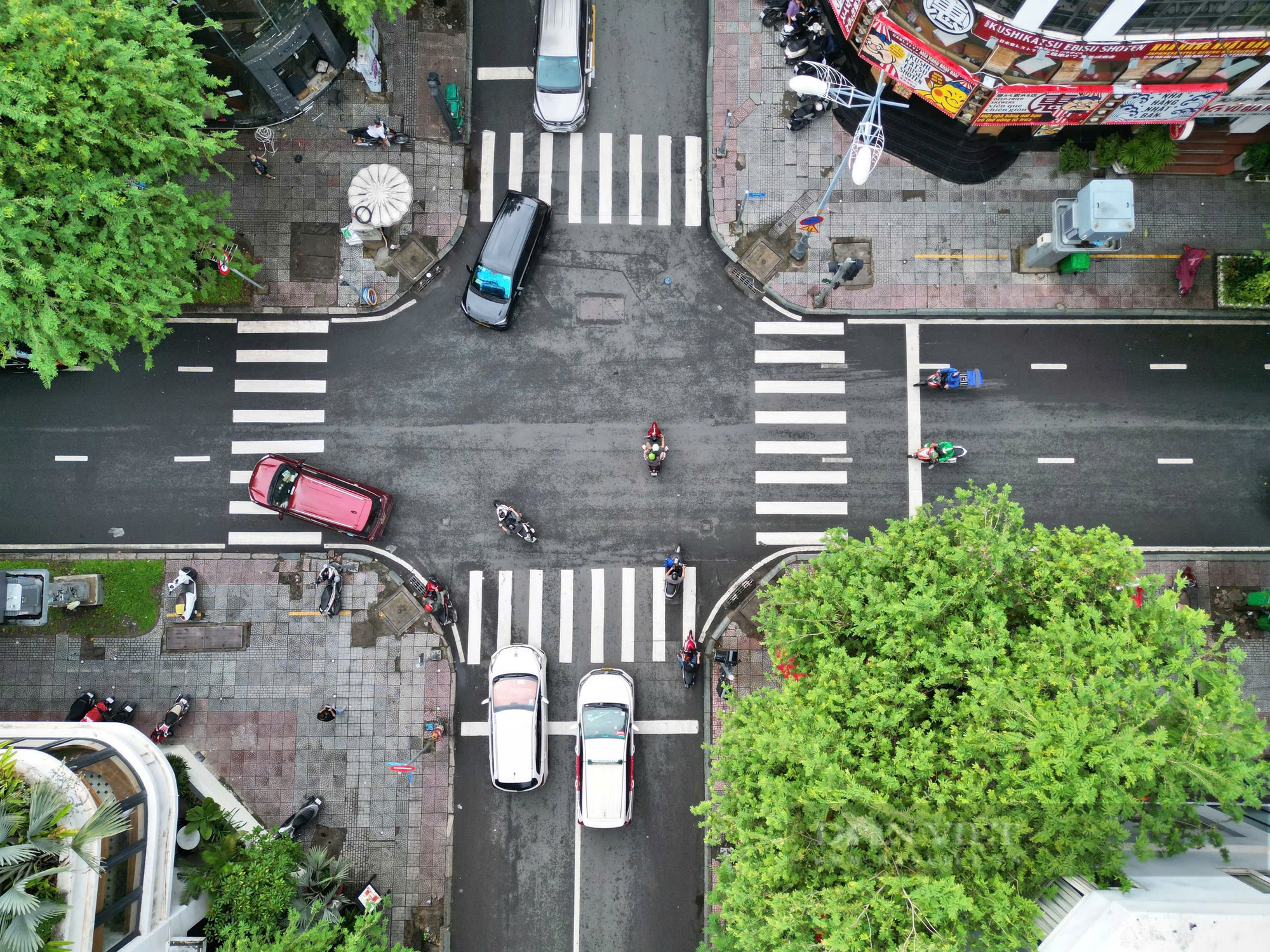 Điều chỉnh tuyến đường trung tâm TP.HCM trong nhiều ngày, vì sao? - Ảnh 1.