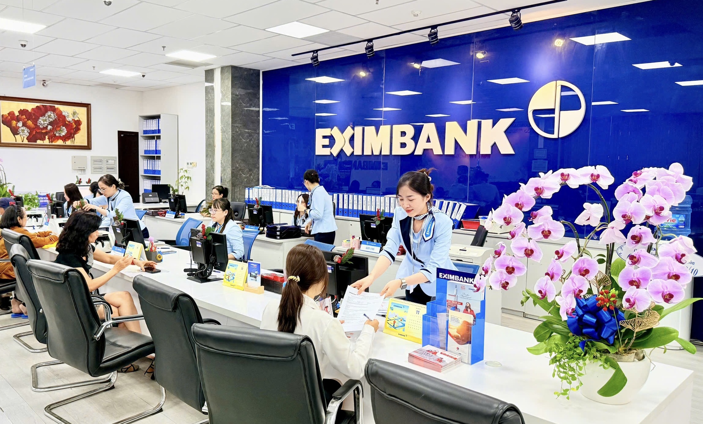 Eximbank tăng vốn điều lệ lên hơn 18.688 tỷ đồng trước thềm ĐHĐCĐ bất thường- Ảnh 1.