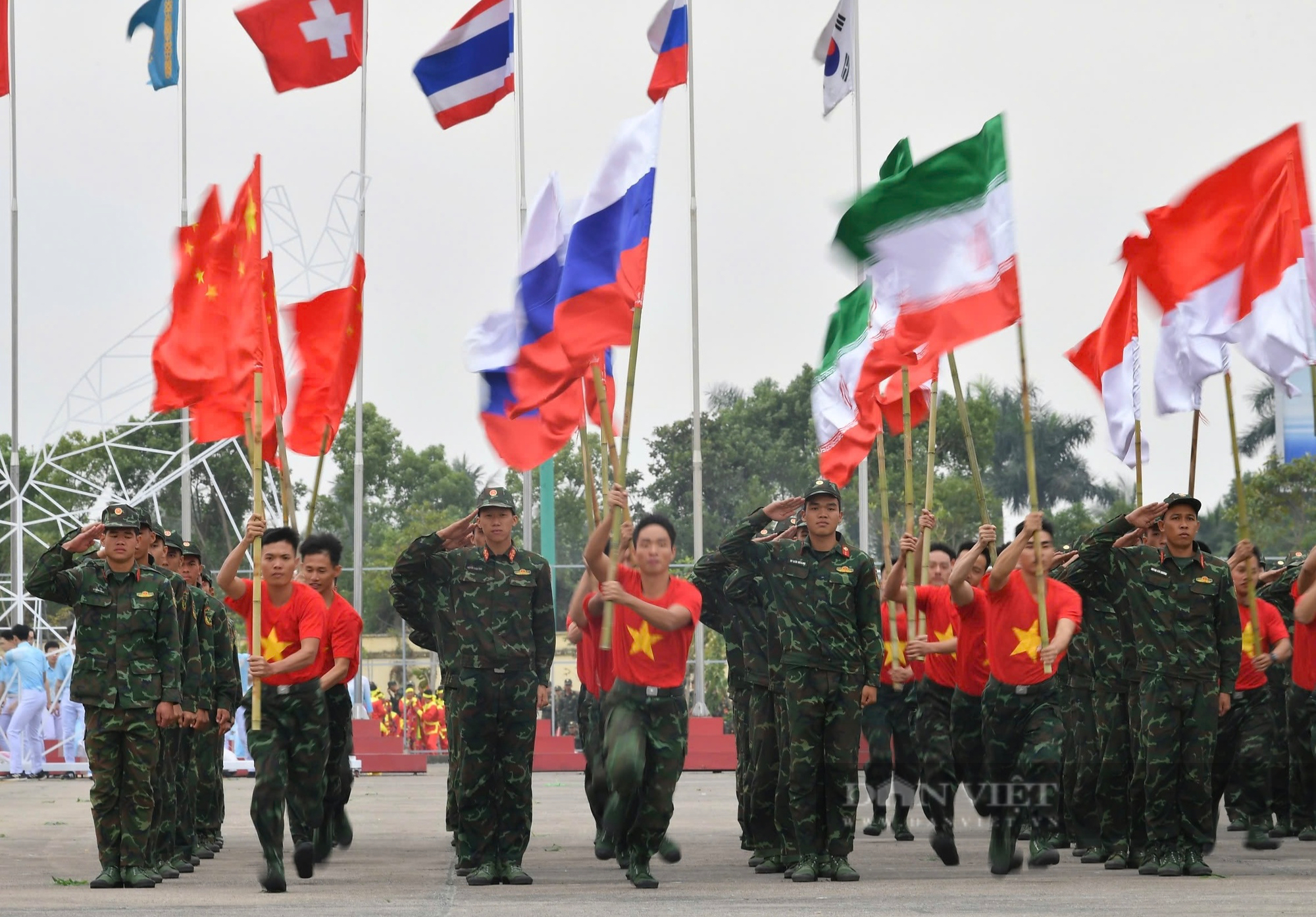 Tập luyện Lễ khai mạc Triển lãm quốc phòng quốc tế Việt Nam 2024- Ảnh 3.