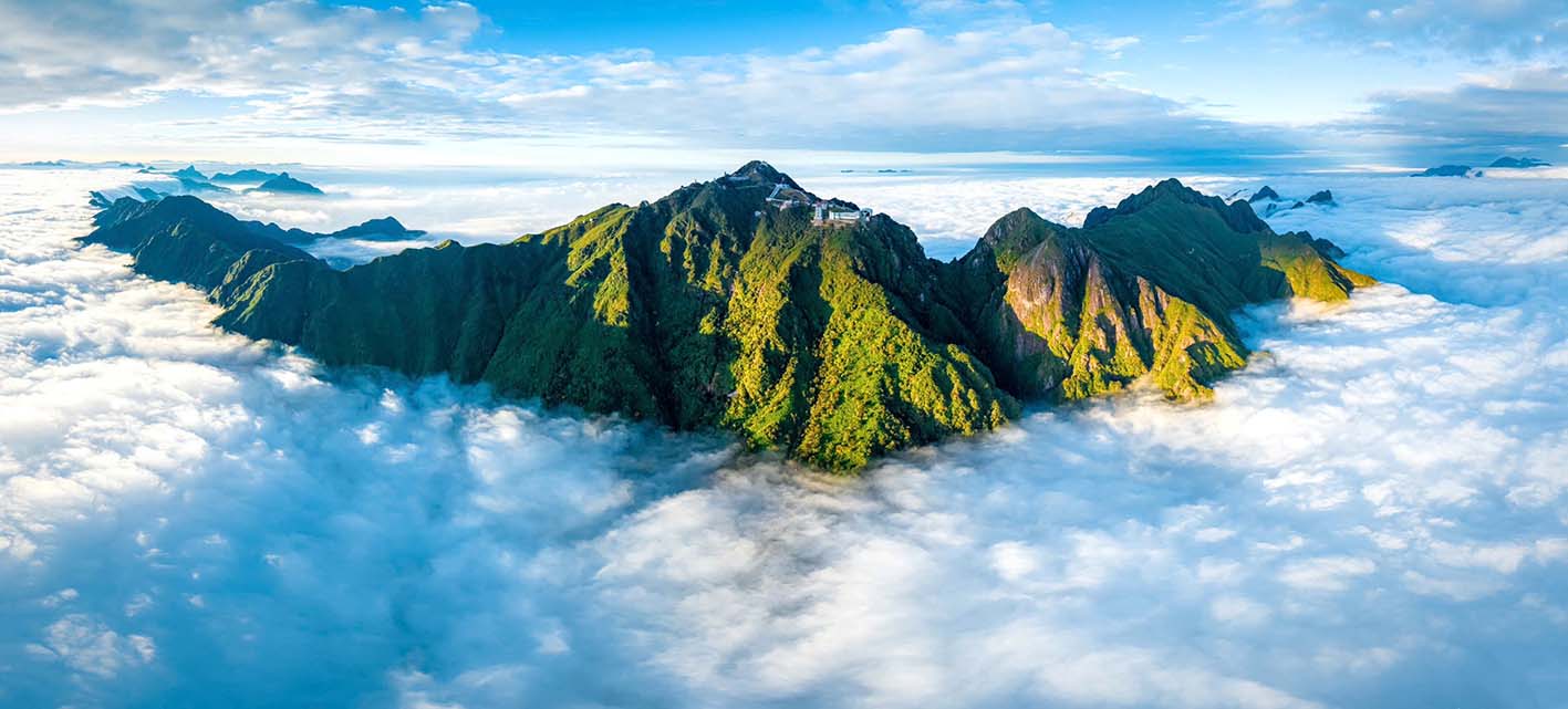 Fansipan, Sa Pa thắng giải điểm đến du lịch có thắng cảnh thiên nhiên hàng đầu thế giới 2024 - Ảnh 3.