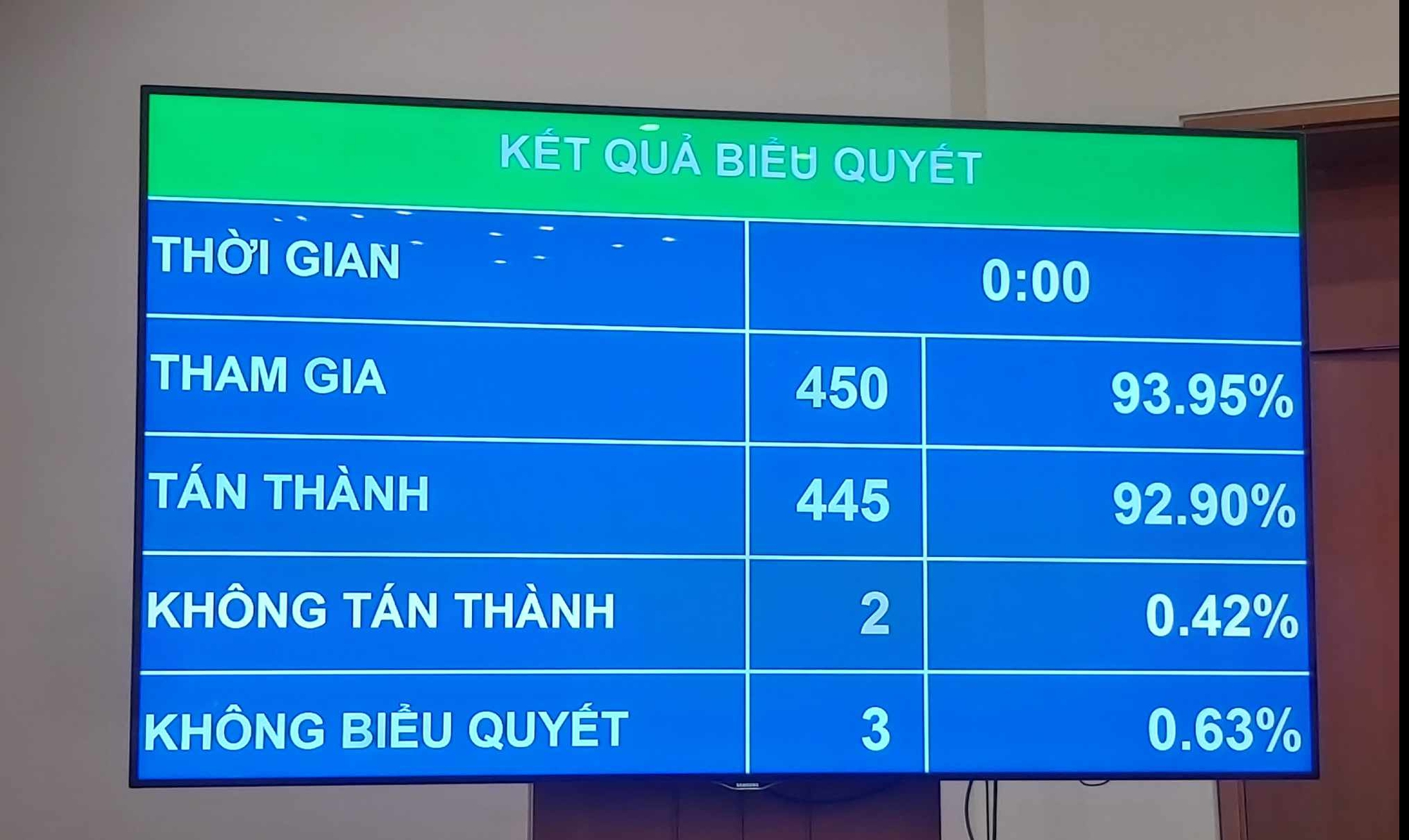 "Chốt" quy định sàn thương mại điện tử nước ngoài phải nộp thuế thay cho hộ kinh doanh tại Việt Nam - Ảnh 1.