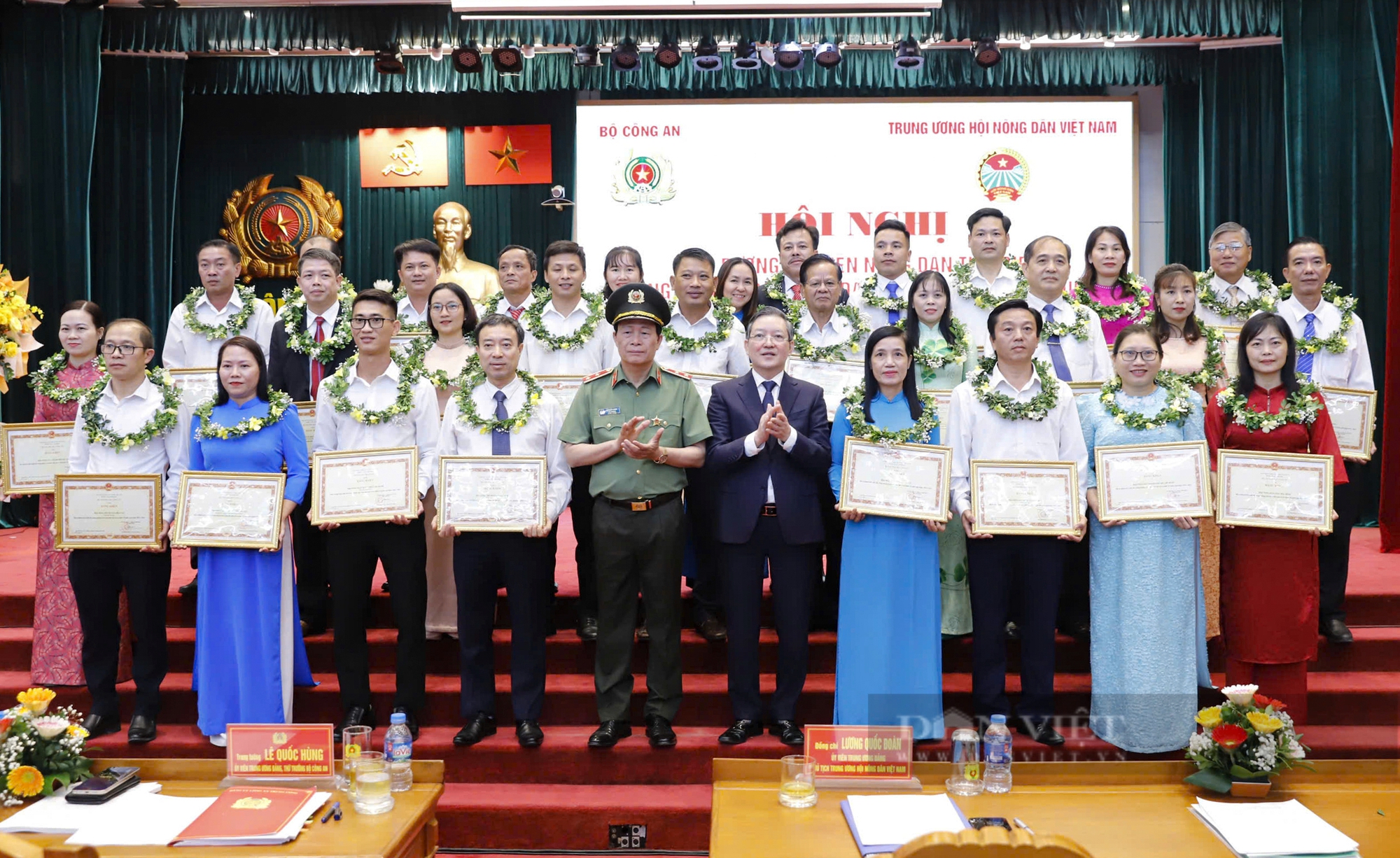 Hội nghị biểu dương hội viên nông dân tiêu biểu trong phong trào toàn dân bảo vệ an ninh Tổ quốc- Ảnh 18.