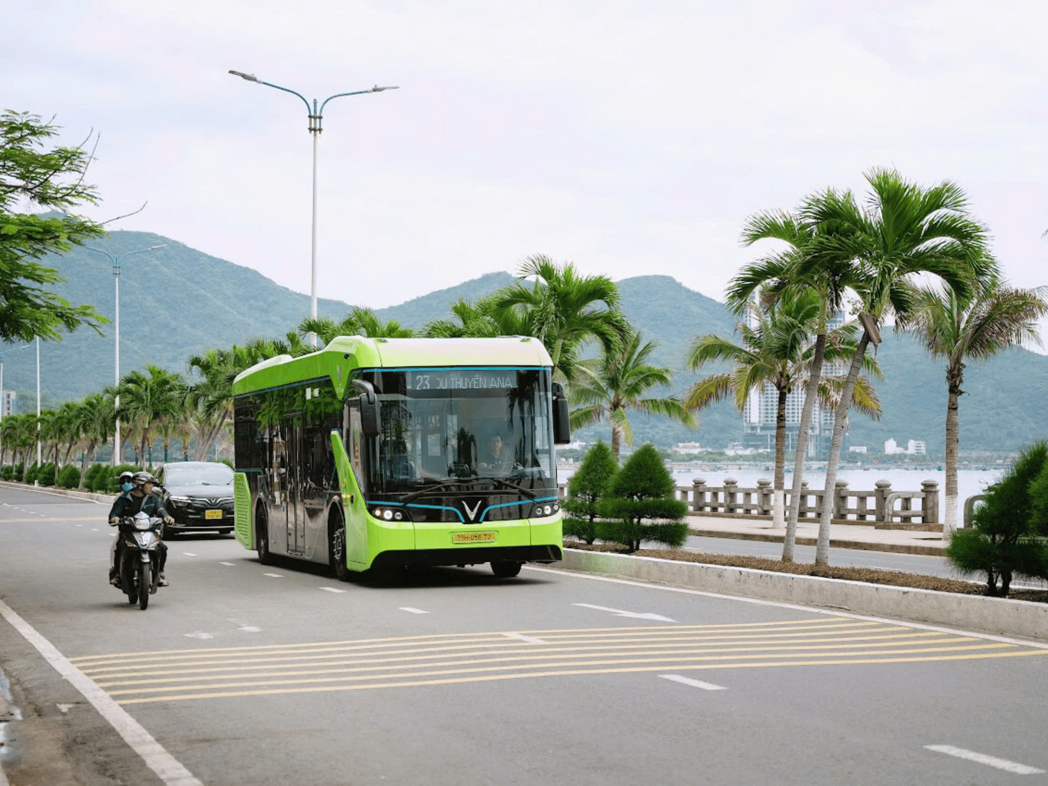 VinBus khai trương tuyến buýt điện đầu tiên tại Nha Trang - Ảnh 3.