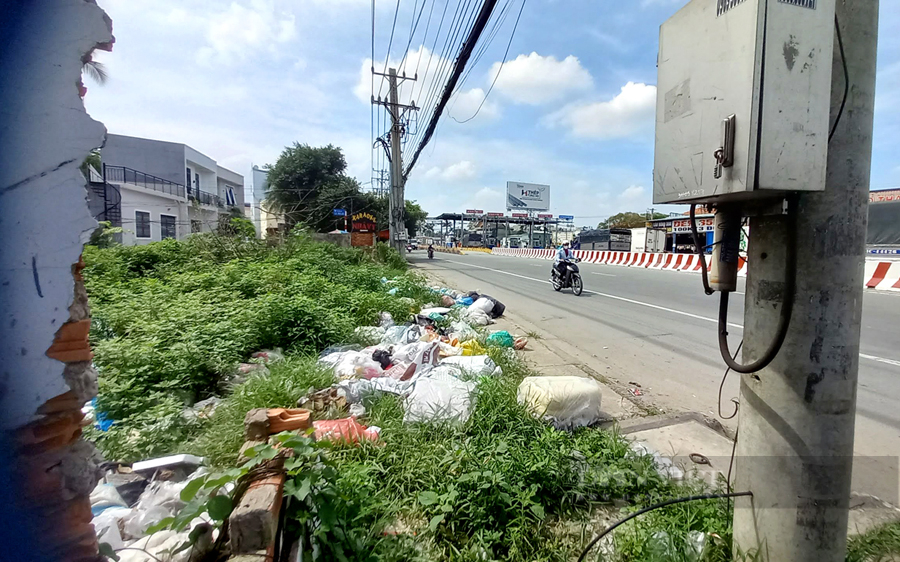 Bình Dương: Vẫn còn những hình ảnh nhếch nhác ở “đại công trường” quốc lộ 13 chưa hoàn tất bàn giao mặt bằng - Ảnh 15.