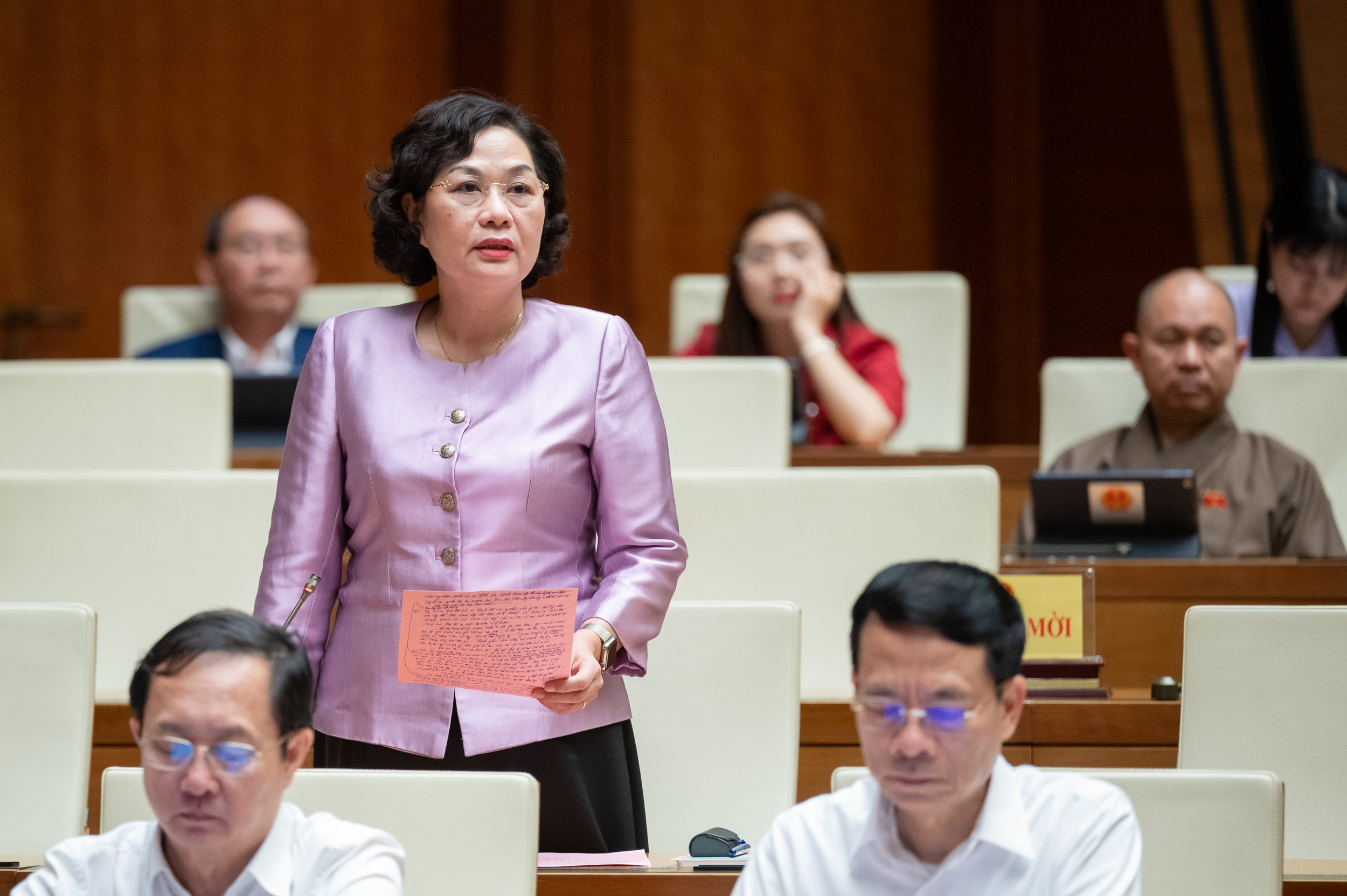 Ngân hàng Nhà nước chỉ đạo "nóng" về cơ cấu lại thời hạn trả nợ với khách hàng gặp khó khăn sau bão số 3- Ảnh 1.