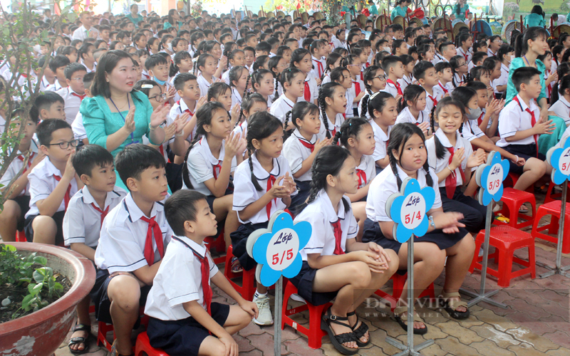 Học sinh ở Bình Dương vẫn có thể tái sử dụng sách giáo khoa cho các năm học sau- Ảnh 4.