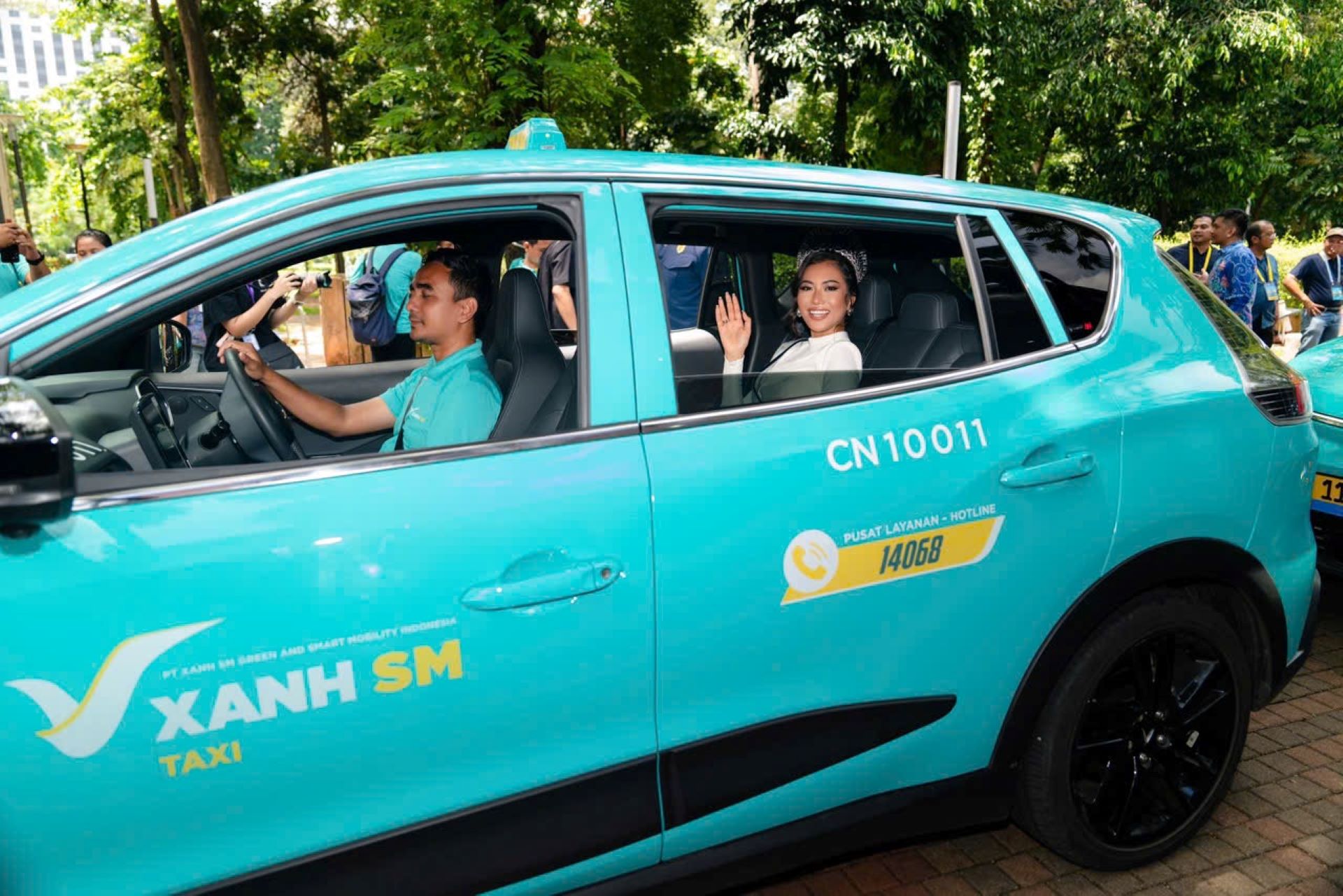 Xanh SM khai trương dịch vụ taxi điện tại Indonesia - Ảnh 7.