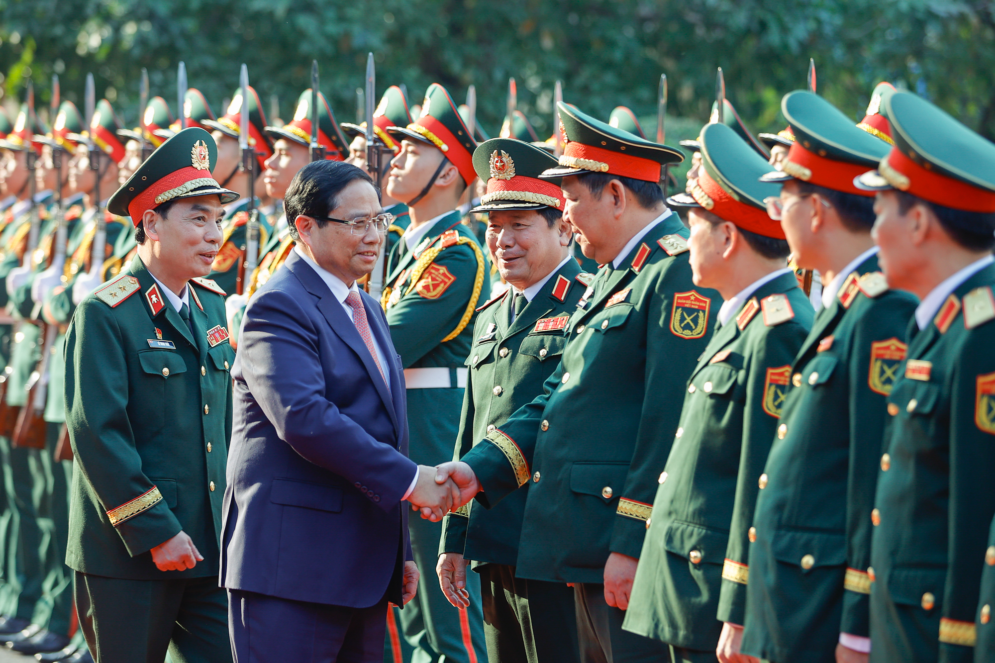 Thủ tướng Phạm Minh Chính thăm Học viện Kỹ thuật quân sự - Bộ Quốc phòng- Ảnh 2.