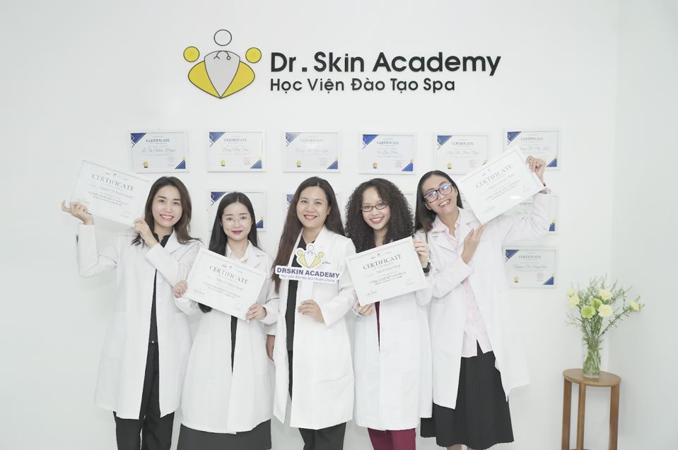 Đưa chuẩn y khoa vào ngành làm đẹp cùng Dr.Skin Academy- Ảnh 2.