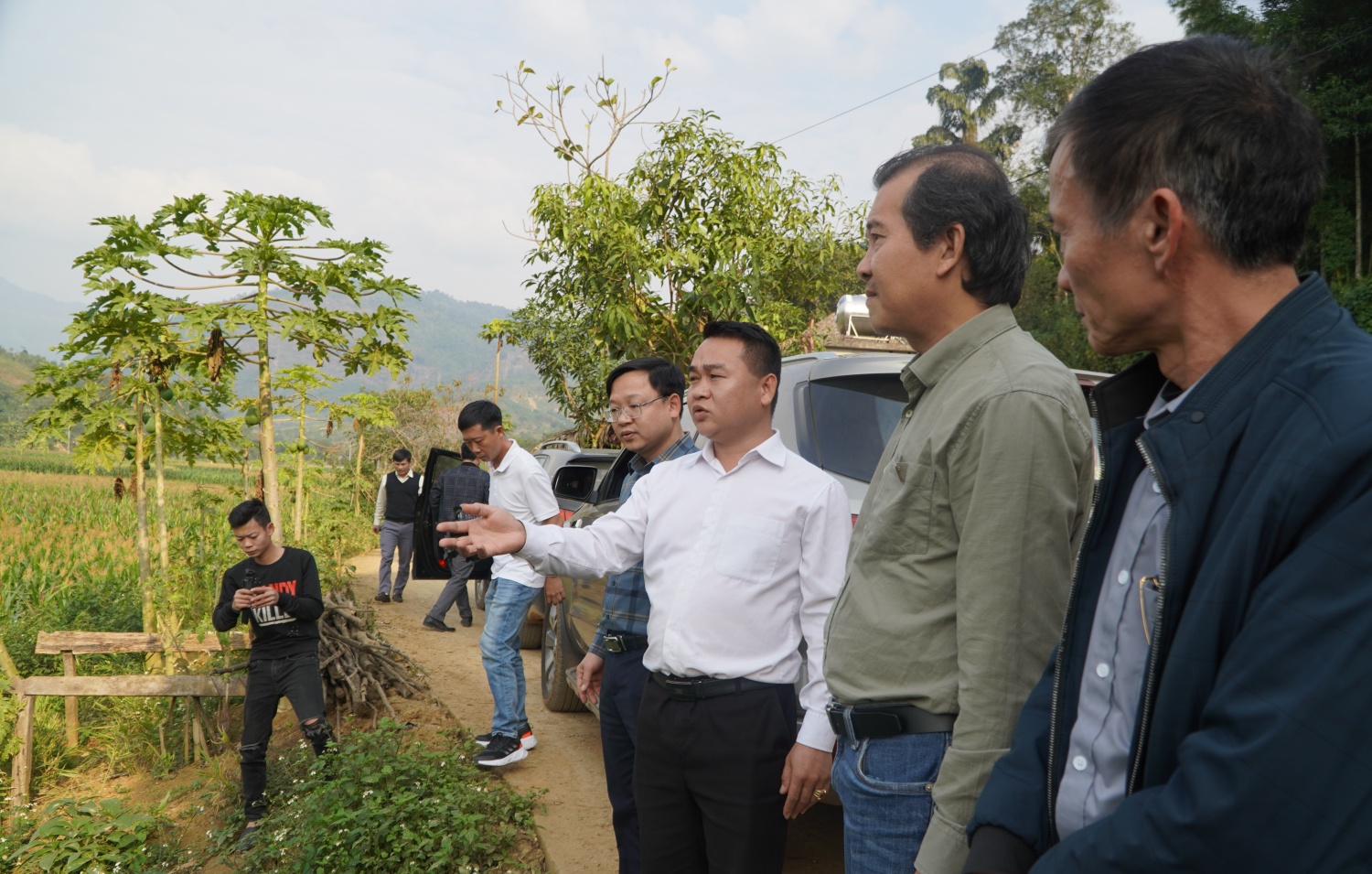 Chương trình "Mang sinh kế cho người dân vùng bão - lũ": Bà con Lào Cai cười được mùa!- Ảnh 4.