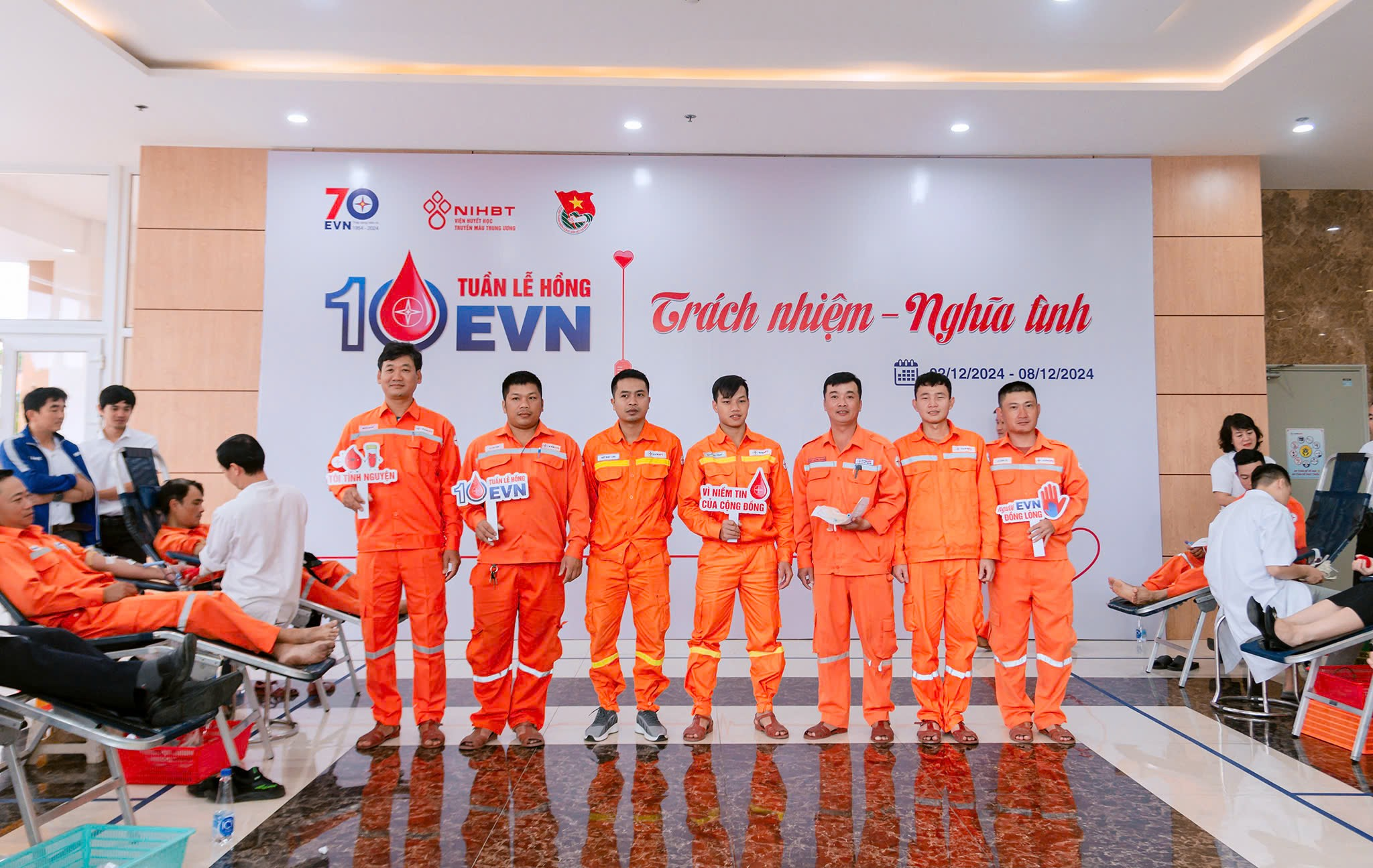 Tuần lễ Hồng EVN 2024: Ngành Điện Thừa Thiên Huế hiến tặng 221 đơn vị máu