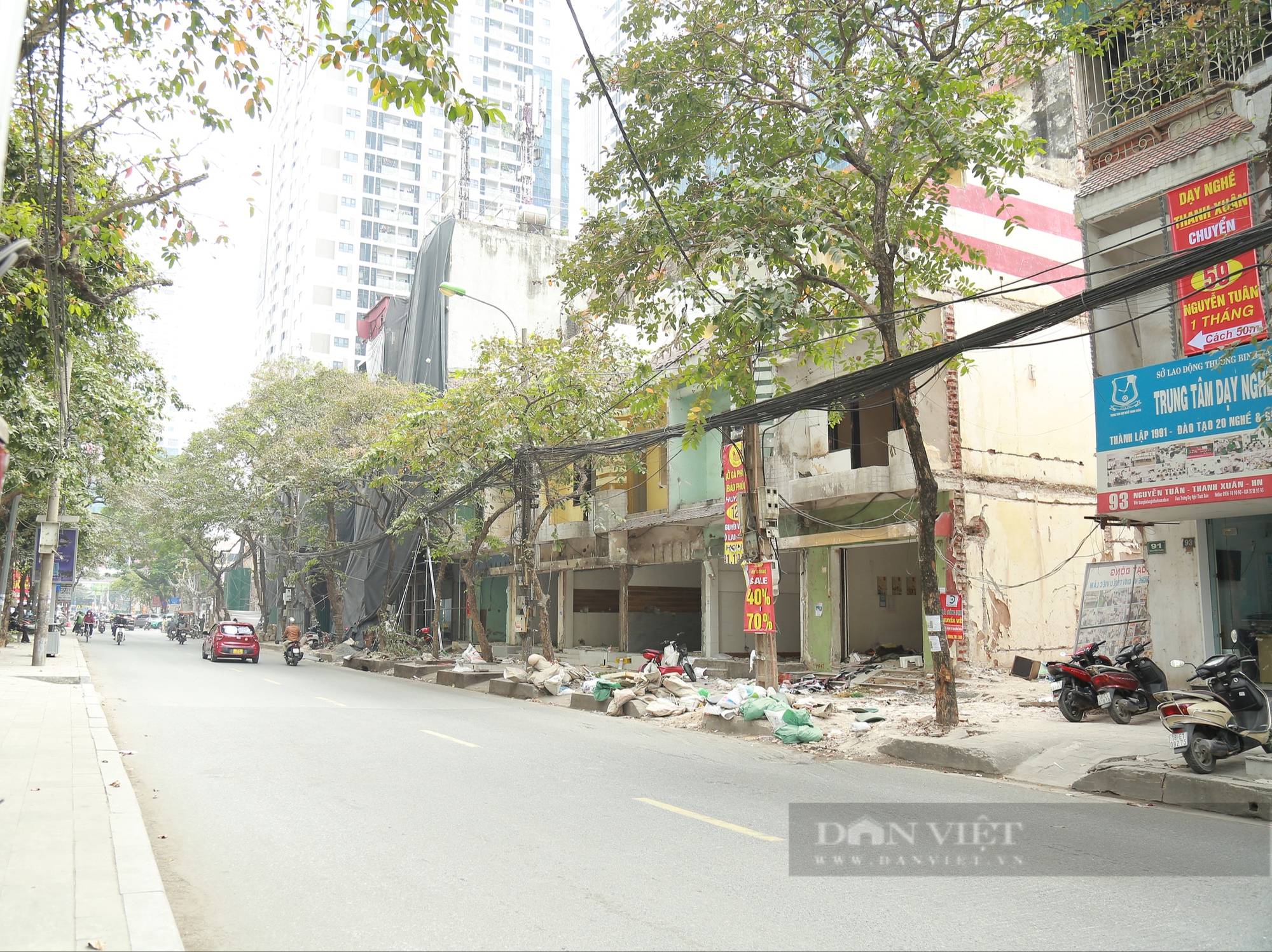 Hà Nội: Giải tỏa loạt công trình, chuẩn bị mở rộng đường Nguyễn Tuân trong tháng 12/2024- Ảnh 4.