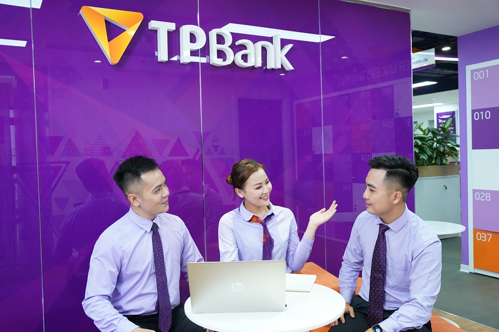 Duy trì ROE 18%, TPBank tiếp tục kinh doanh vững chắc, kỳ vọng tăng trưởng mạnh top đầu   - Ảnh 1.