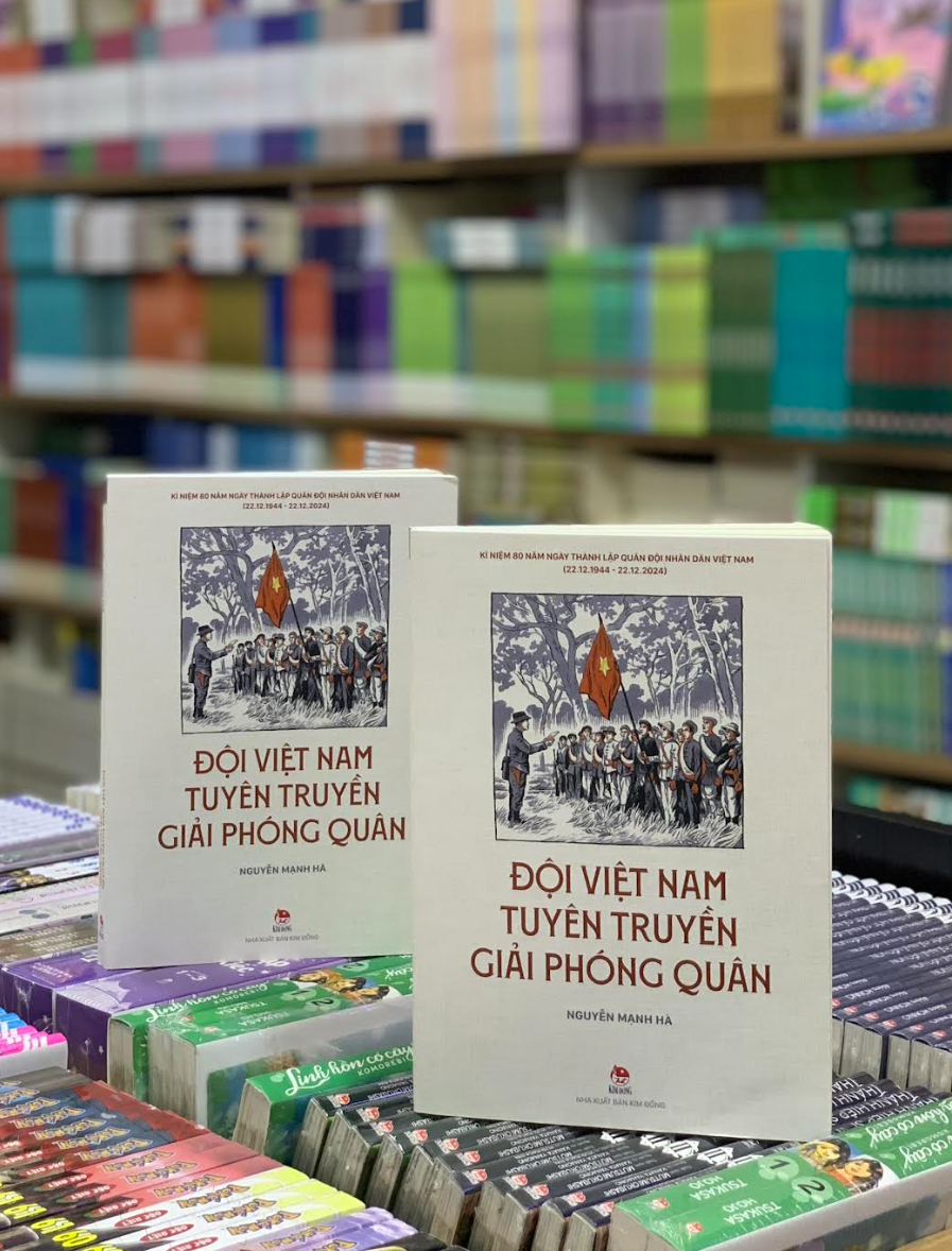 Ra mắt sách tri ân 34 đội viên của Đội Việt Nam Tuyên truyền Giải phóng quân - Ảnh 1.