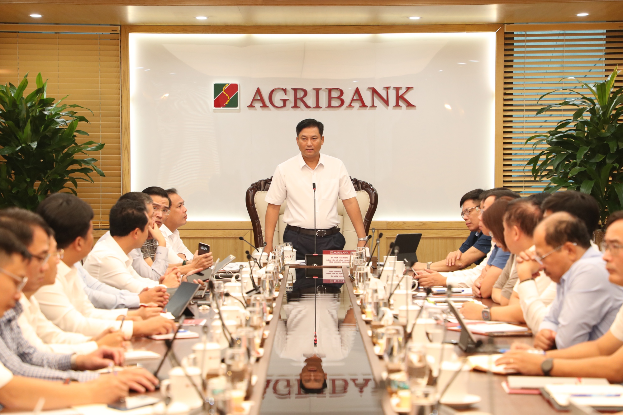 Agribank quyết liệt đẩy mạnh ứng dụng dữ liệu dân cư theo Đề án 06 - Ảnh 1.