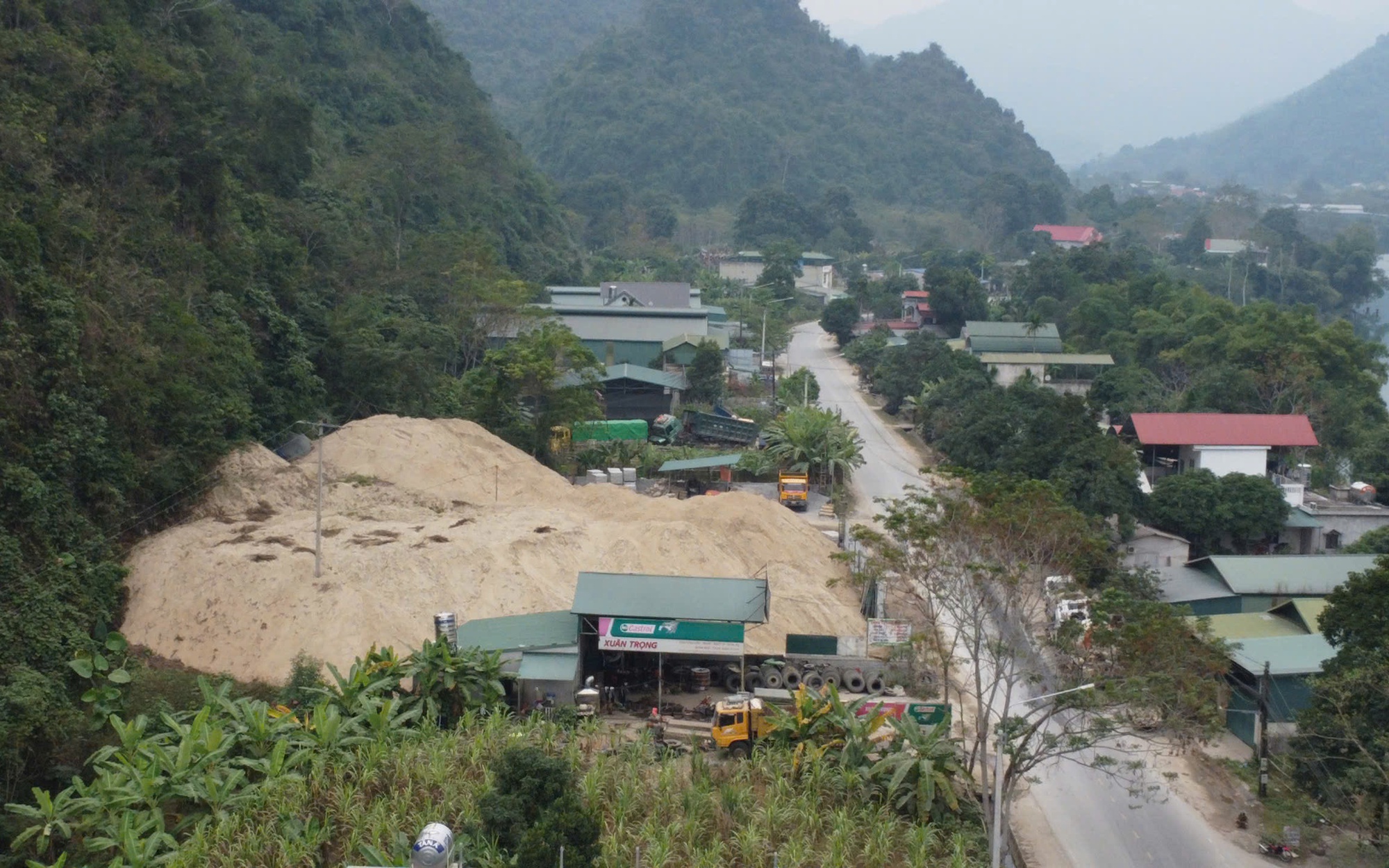 Tiết lộ mánh lới dựng công trình trái phép dọc Quốc lộ 4C, Hà Giang (Bài 2) - Ảnh 5.