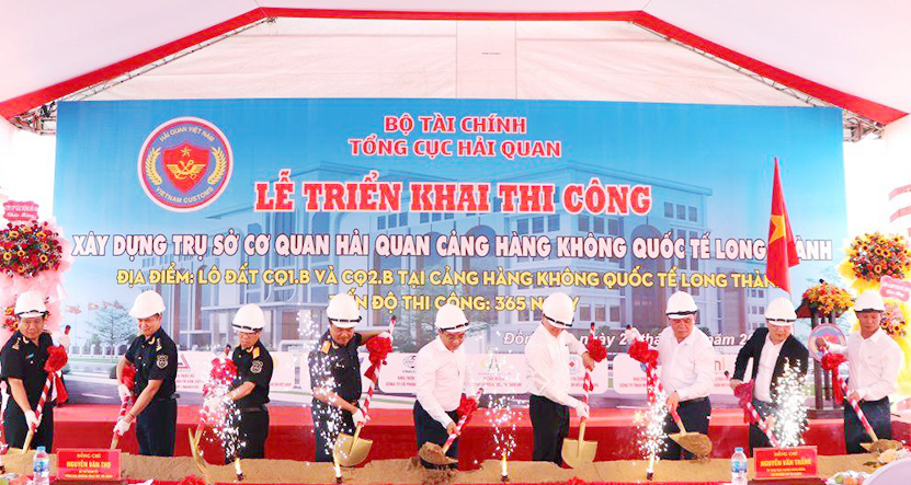 Khởi công Trụ sở cơ quan hải quan, dự án quan trọng sân bay Long Thành - Ảnh 2.