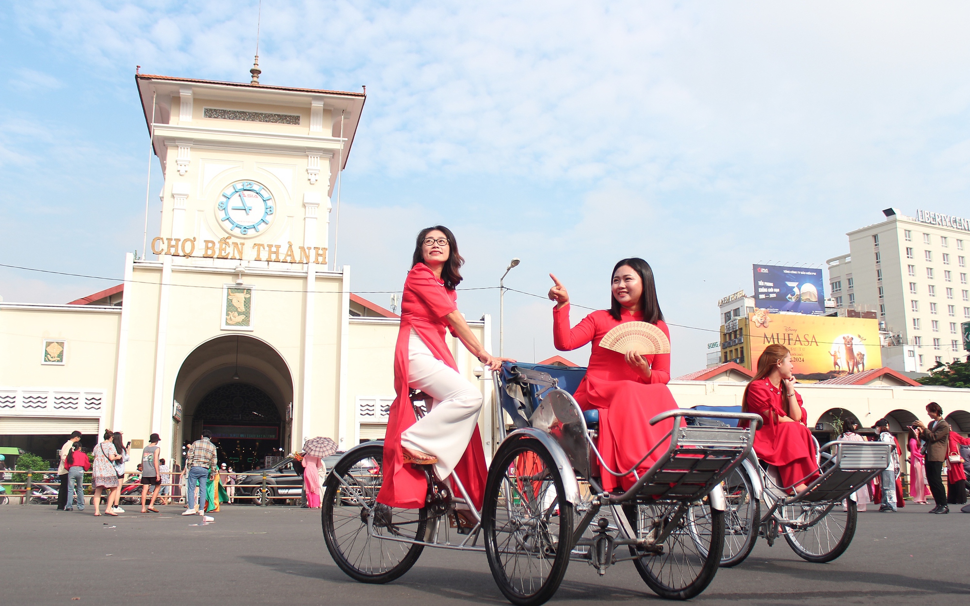 Diễn viên Thanh Duy: Tôi làm việc chăm chỉ vì muốn các con tự hào về mình - Ảnh 4.