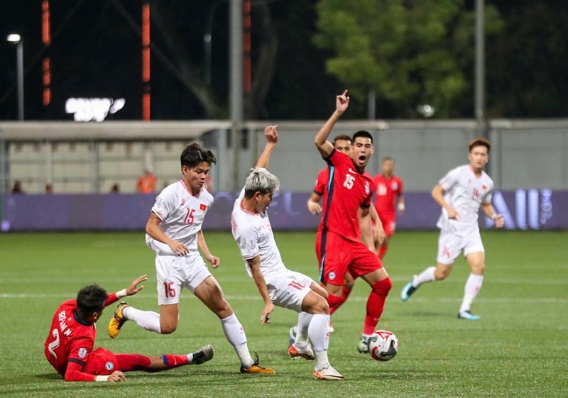 Bầu Hiển treo thưởng cho ĐT Việt Nam nếu vô địch ASEAN Cup 2024 - Ảnh 1.