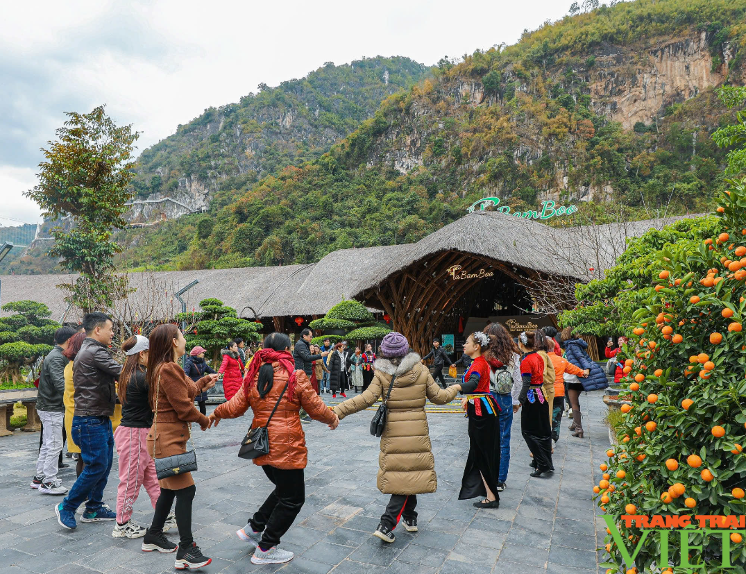 Nông thôn mới Sơn La: Chính sách đúng giúp lòng dân đồng thuận - Ảnh 7.