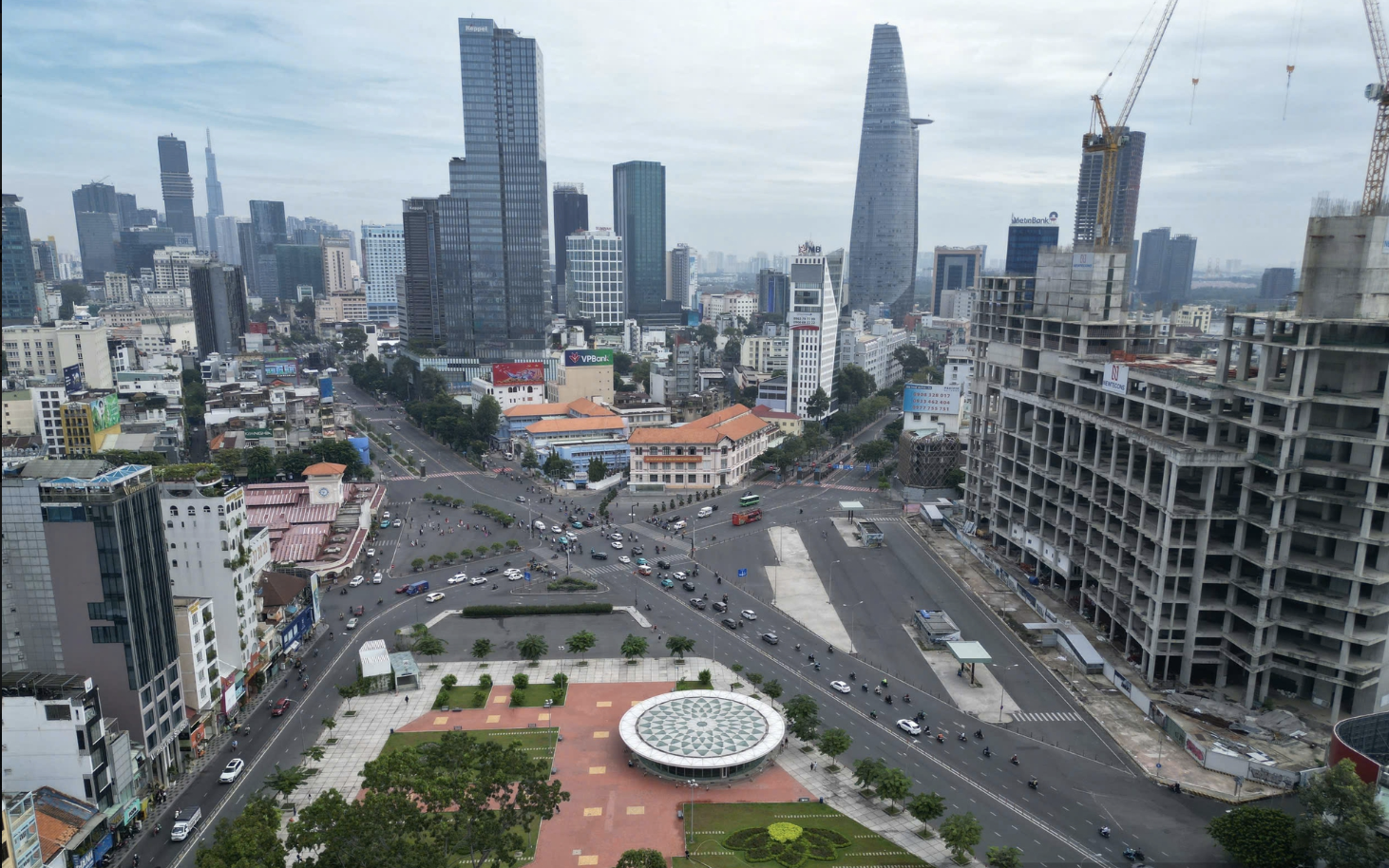 Ông Nguyễn Chí Dũng: Ưu tiên tháo gỡ khó ngăn ngay cho các dự án bất động sản, năng lượng tái tạo - Ảnh 3.