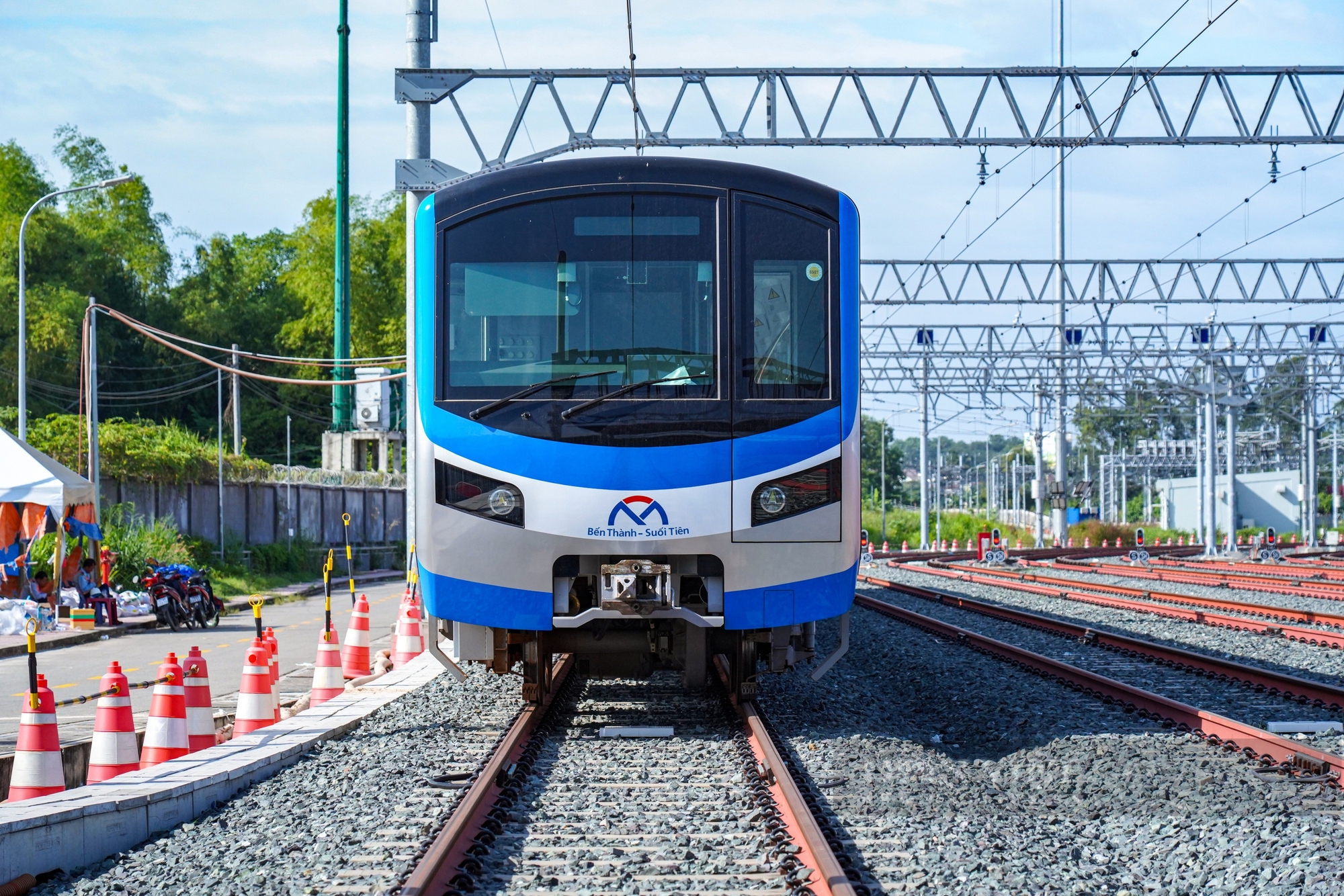 Hơn 16 năm chờ đợi, Metro số 1 sắp lăn bánh- Ảnh 1.