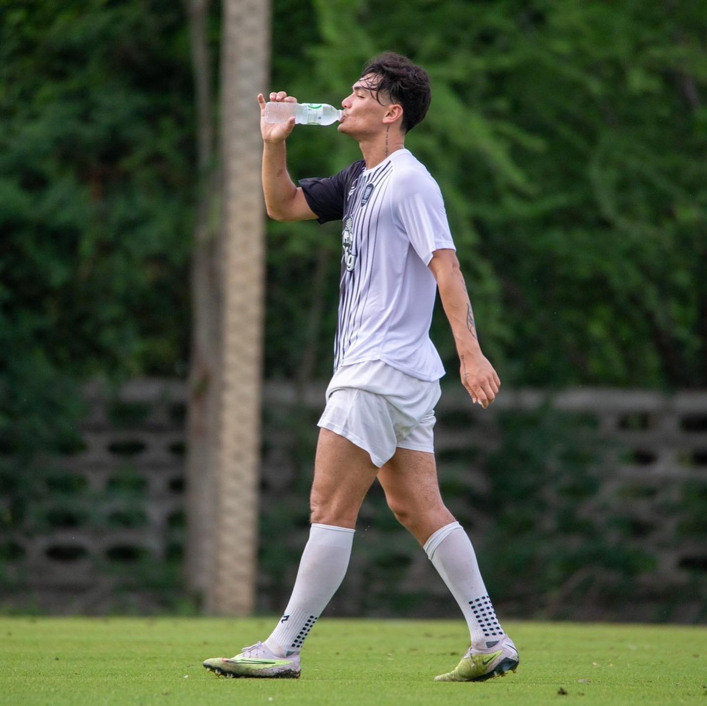 Sao trẻ Thái Lan dự ASEAN Cup 2024: Chiều cao 1m90, mang trong mình 2 dòng máu - Ảnh 11.