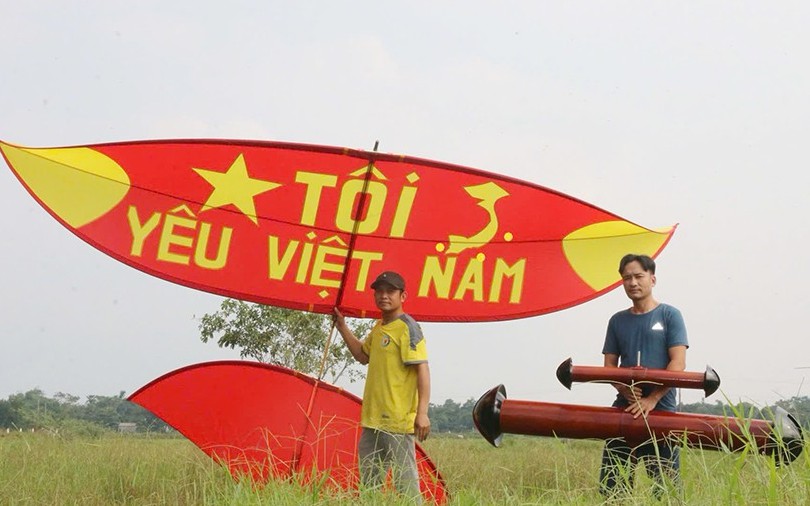 Năm 1960, Bí thư Đảng ủy xã ở Hải Dương đứng trên ngọn cây cao chỉ đạo đào hồ, giờ dân làng vẫn nhắc công - Ảnh 1.