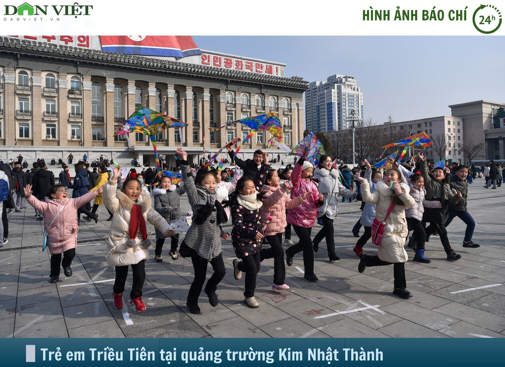 Hình ảnh báo chí 24h: Người Triều Tiên vui chơi ngày Tết Nguyên đán- Ảnh 1.