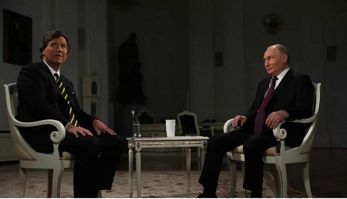 Nga lo ngại nhà báo Mỹ Carlson phải đối mặt với 'sự bức hại’ vì phỏng vấn Putin- Ảnh 1.