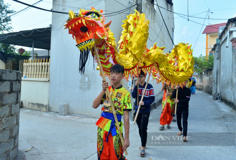 Chuyện về đội lân sư rồng giành hàng trăm huy chương vàng tất bật cho ngày Tết Giáp Thìn 2024- Ảnh 7.