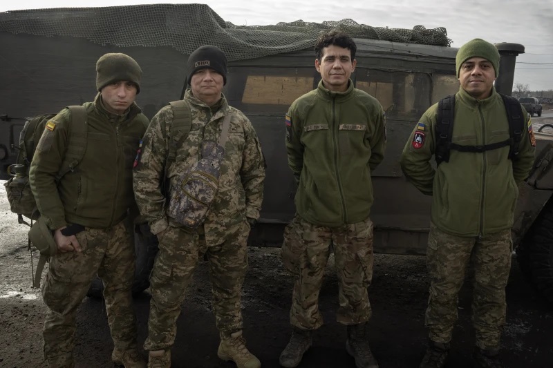 Nhóm chiến binh kỳ cựu Colombia gồng mình chiến đấu giúp Ukraine cản bước tiến của quân Nga- Ảnh 1.