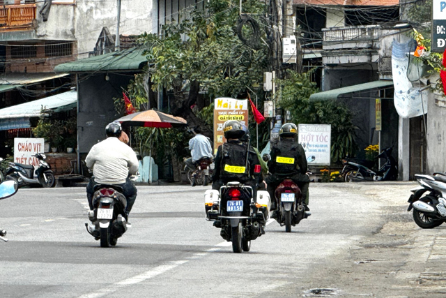 Quảng Ngãi: Lần đầu tiên nạn xe máy chạy kéo đàn phóng nhanh, nẹt pô ngày Tết ở Sa Huỳnh được dẹp - Ảnh 4.
